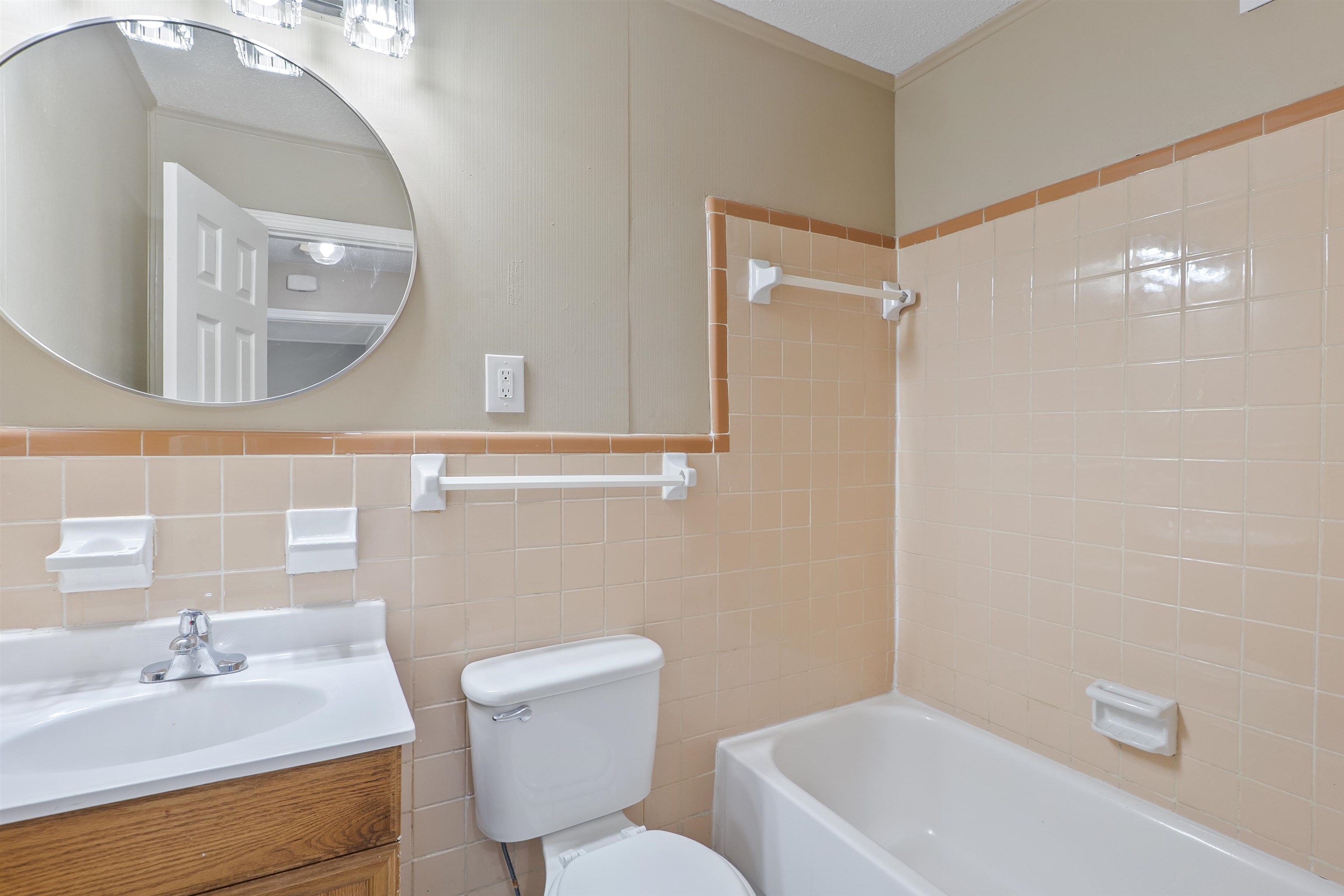 4445 Don St Property Photo 16