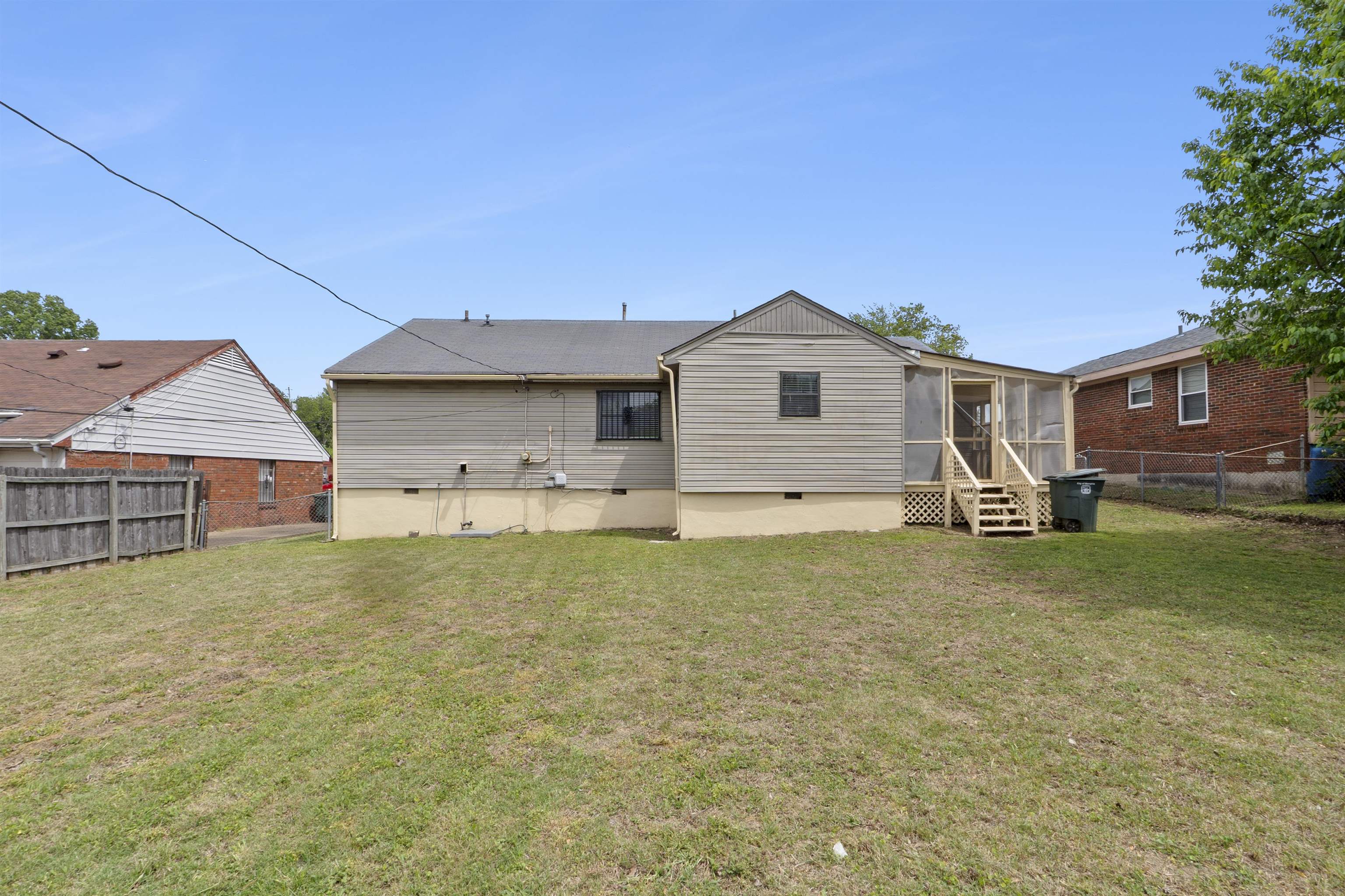 4445 Don St Property Photo 20