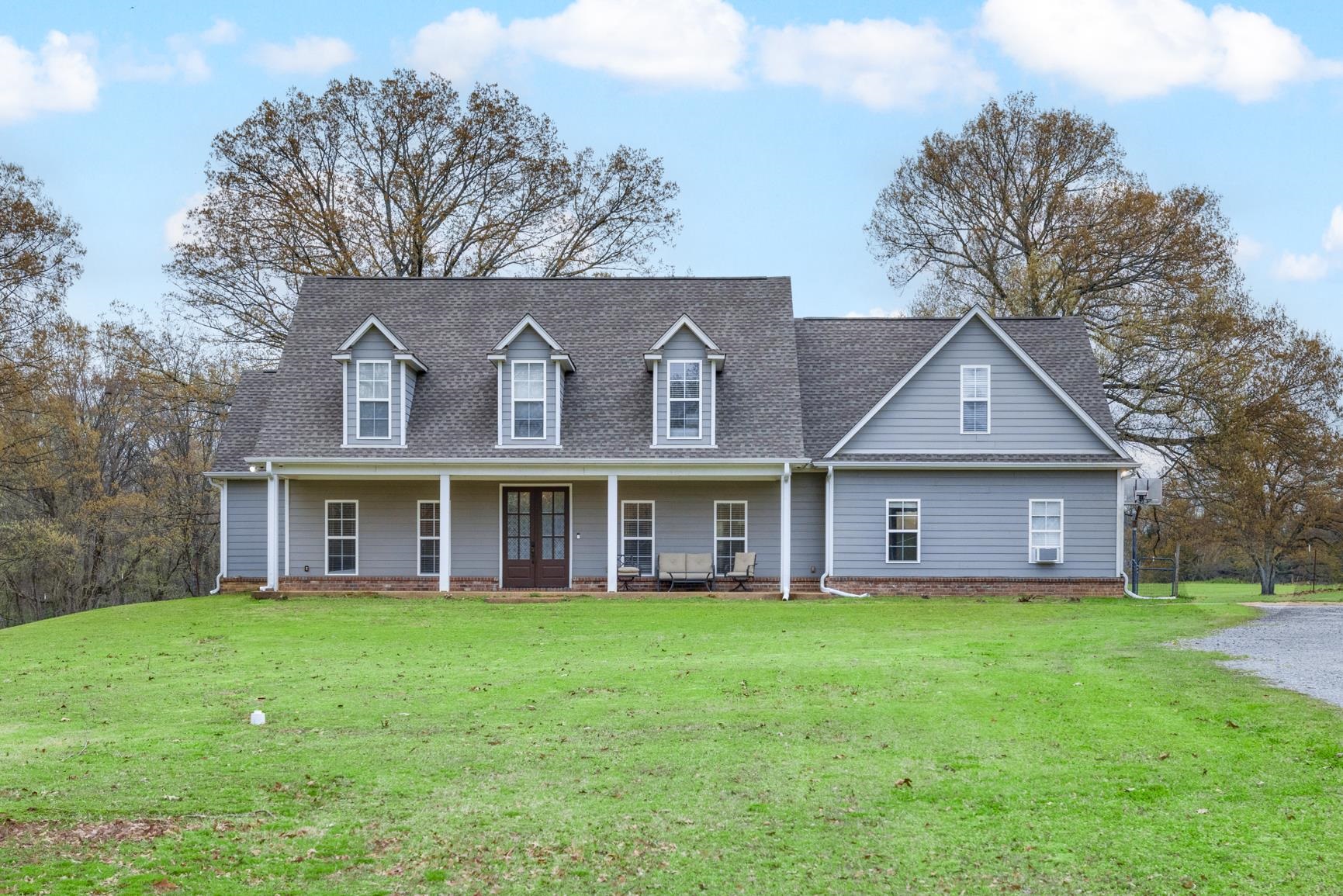 504 Bankston Rd Property Photo 1