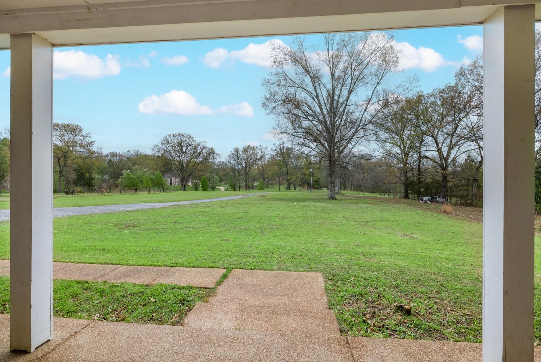 504 Bankston Rd Property Photo 6