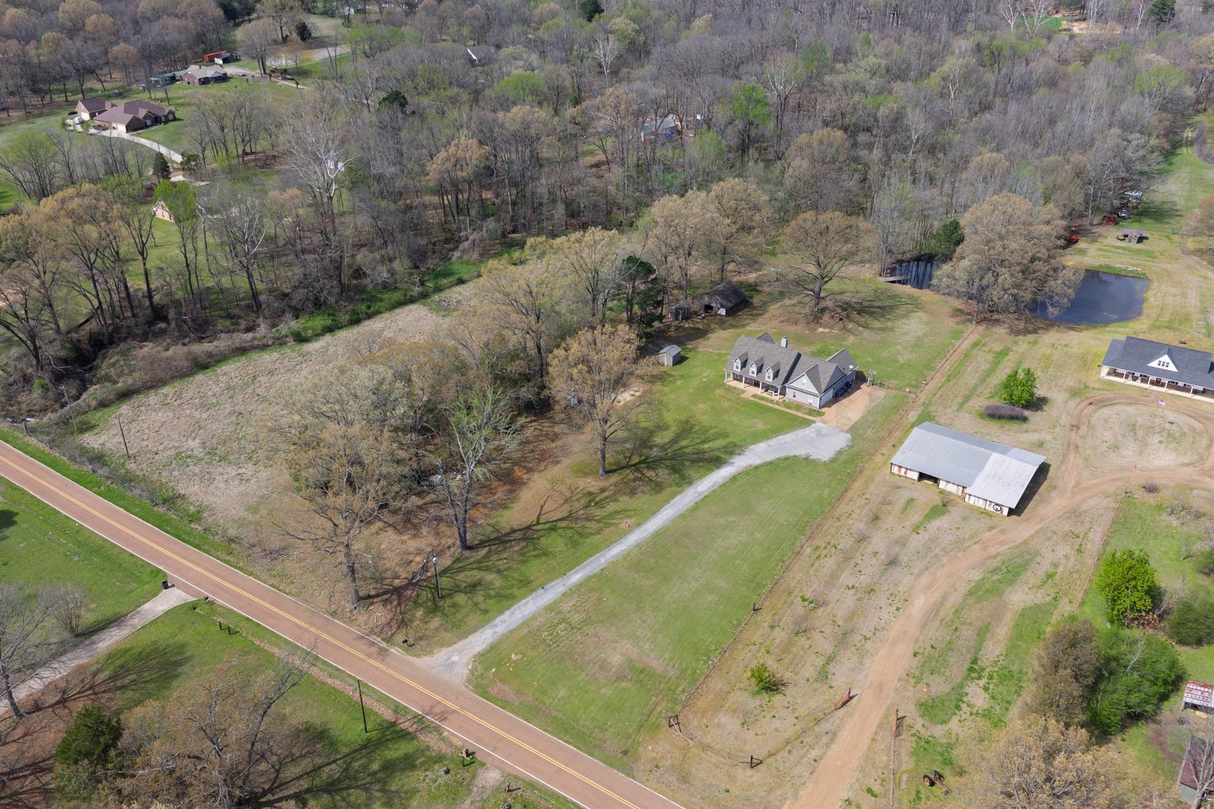 504 Bankston Rd Property Photo 34