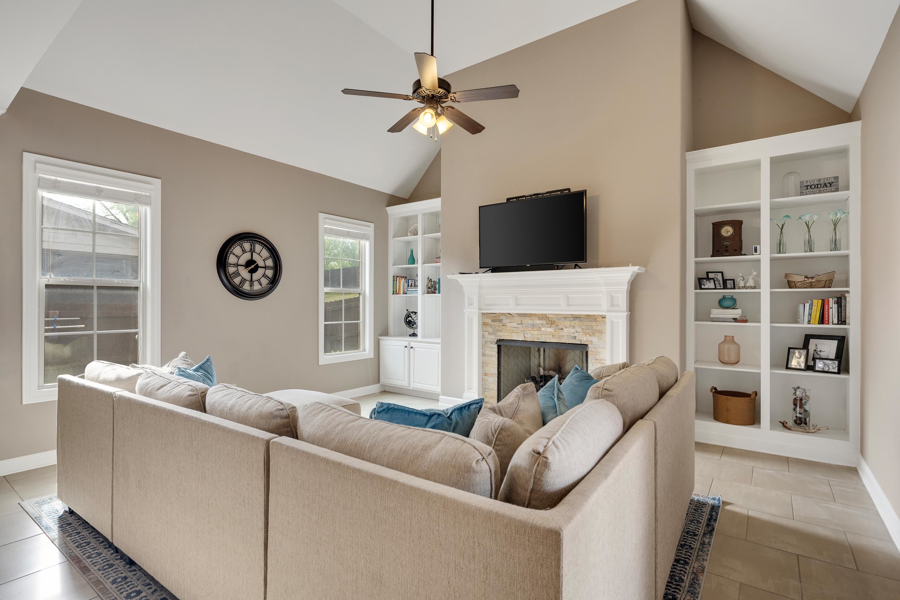 12877 Shane Hollow Dr Property Photo 16