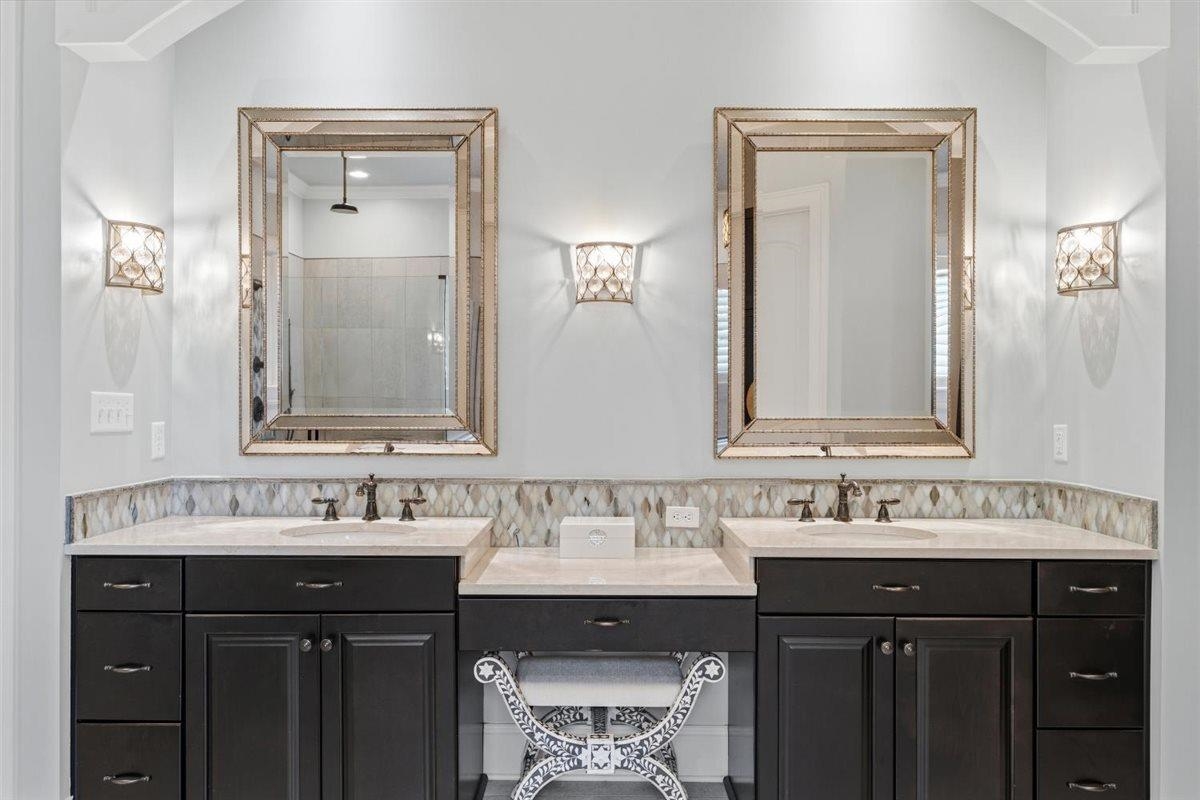 8995 Telluride Cv Property Photo 18