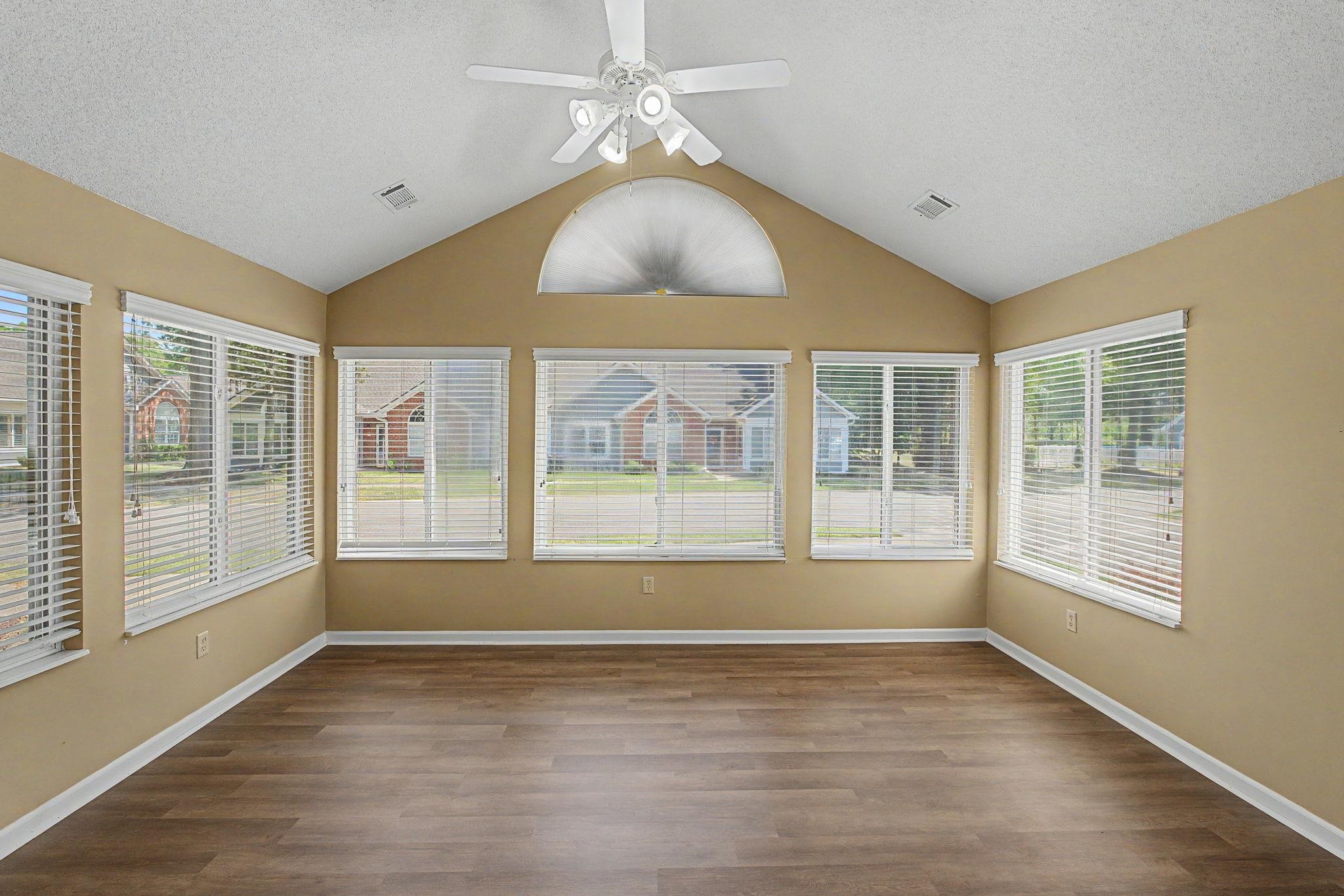 269 Oak Club Ln 10 Property Photo 12