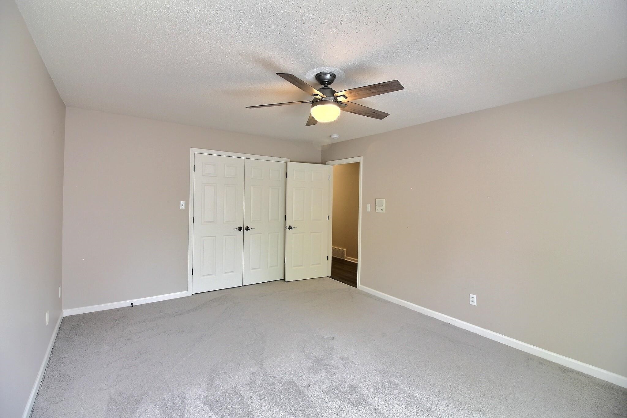 595 Kenrose St Property Photo 25