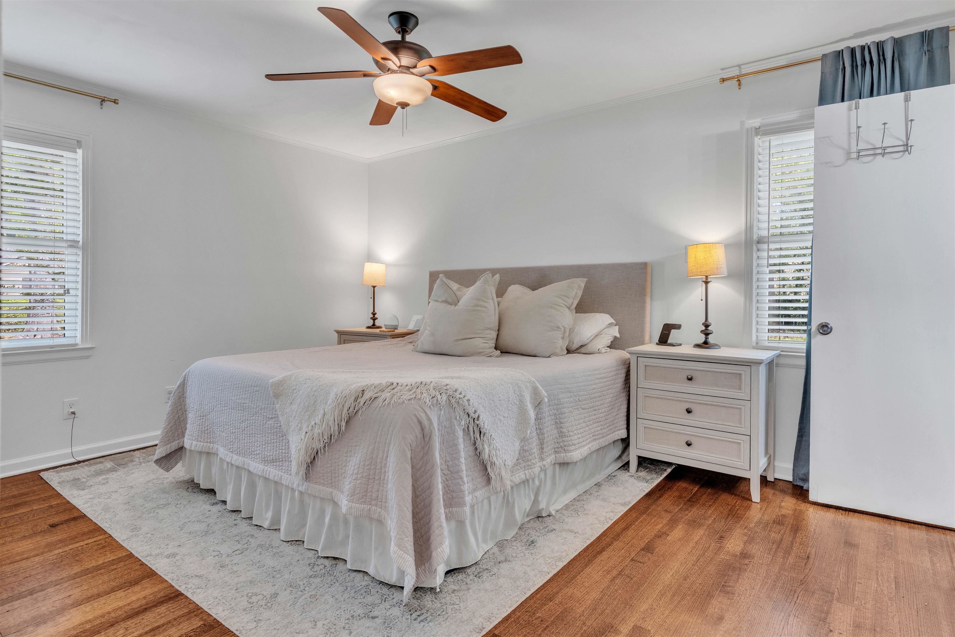 5021 Normandy Ln Property Photo 12