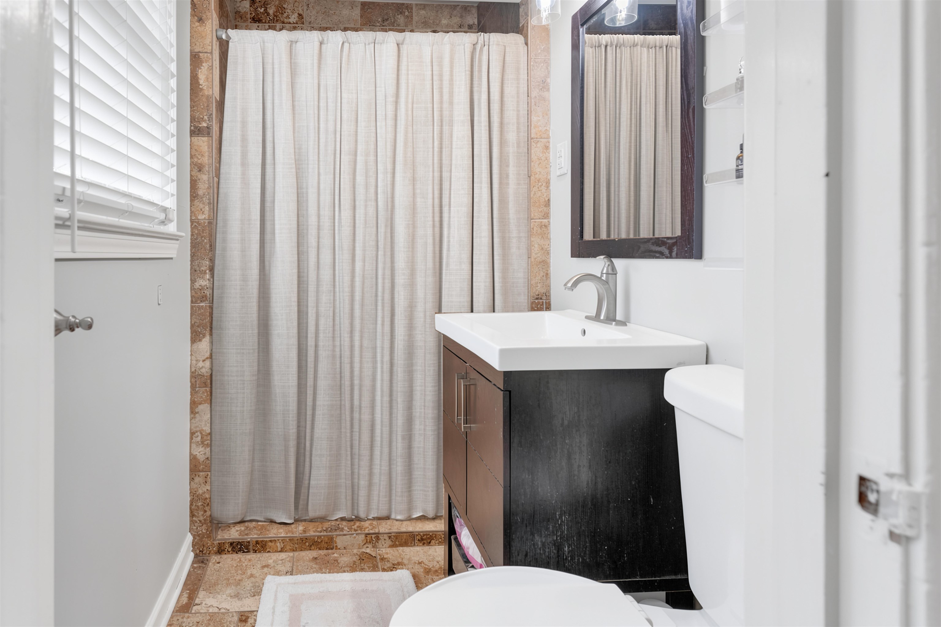 5021 Normandy Ln Property Photo 14