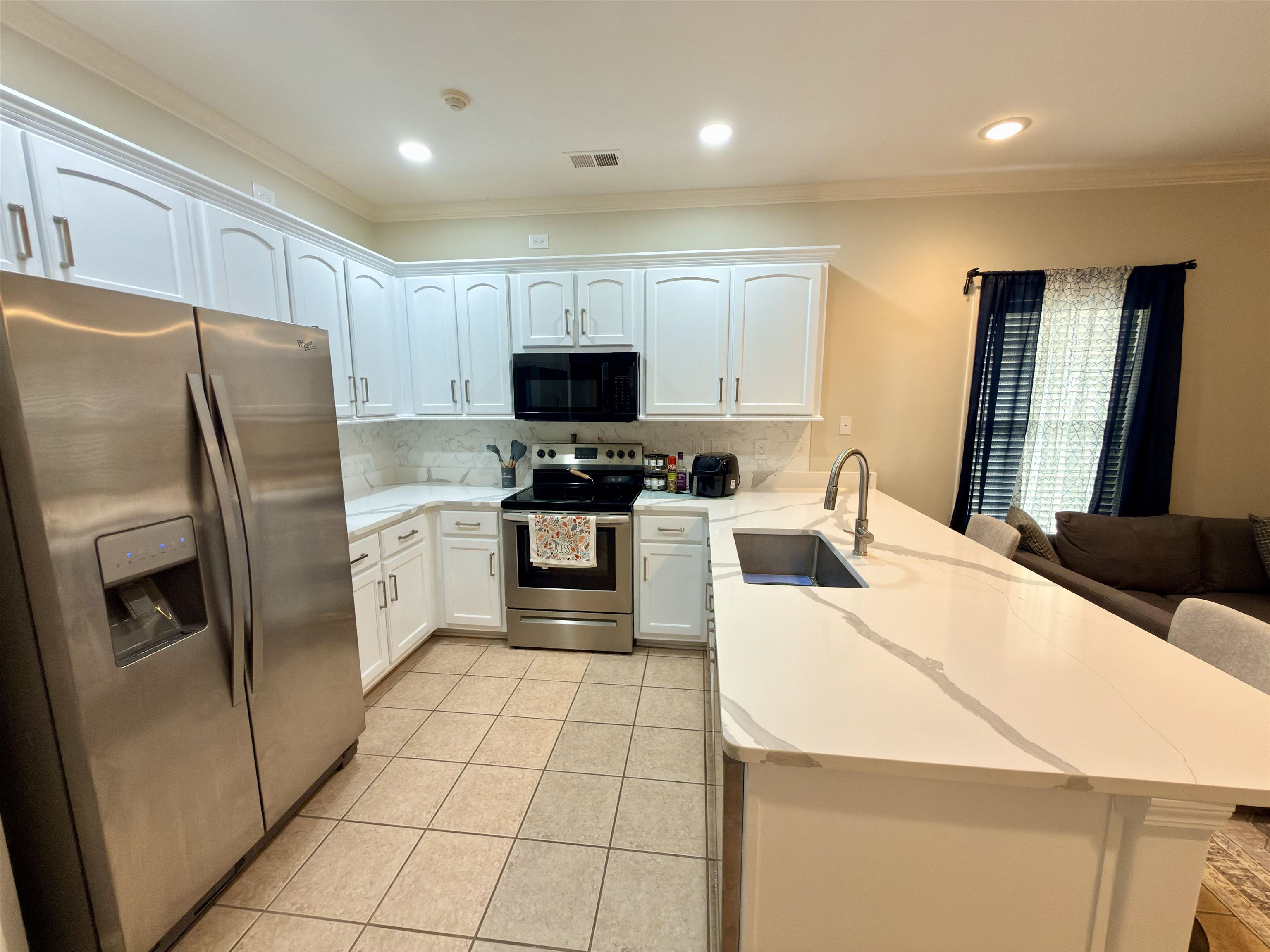 1595 Dexter Grove Ct 101 Property Photo 5
