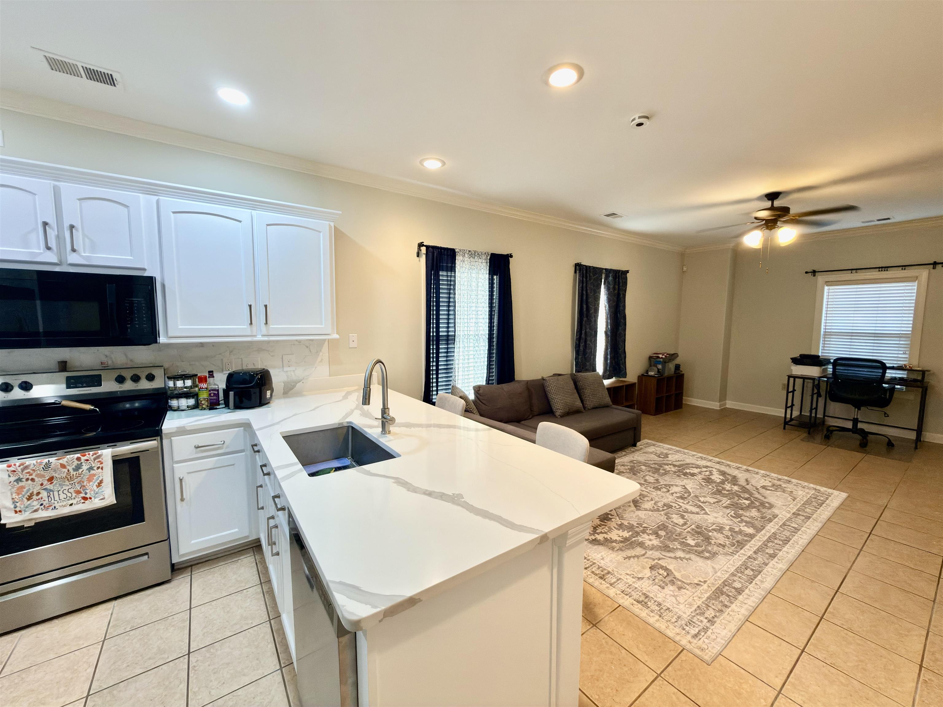 1595 Dexter Grove Ct 101 Property Photo 6