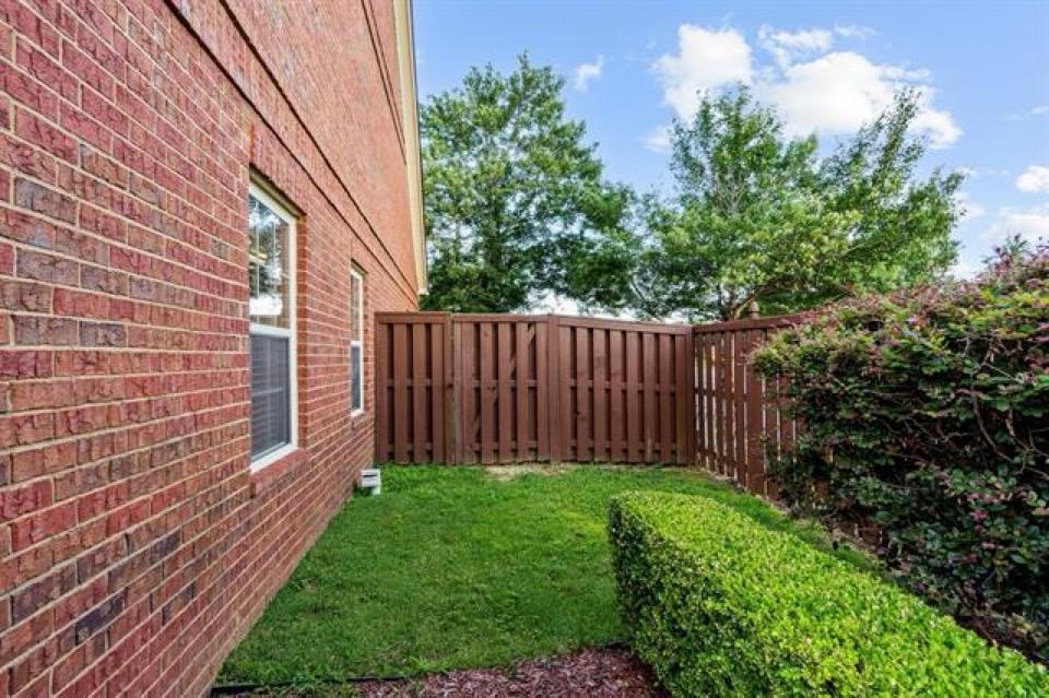 1595 Dexter Grove Ct 101 Property Photo 16