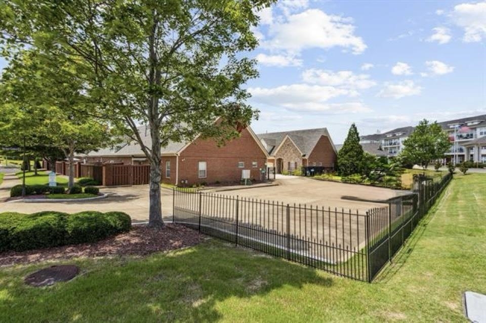 1595 Dexter Grove Ct 101 Property Photo 19