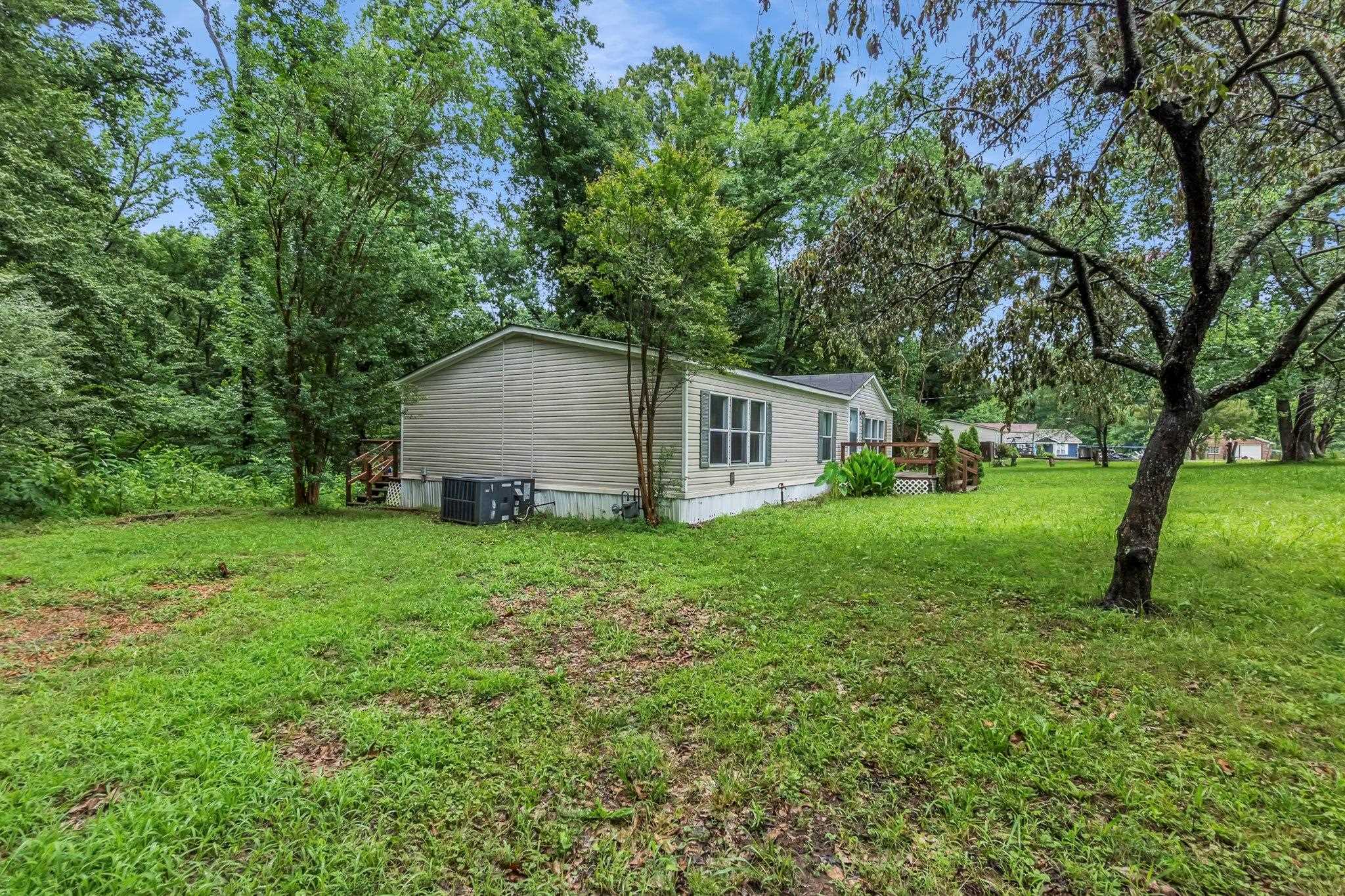 276 Hilldale Ln Property Photo 2