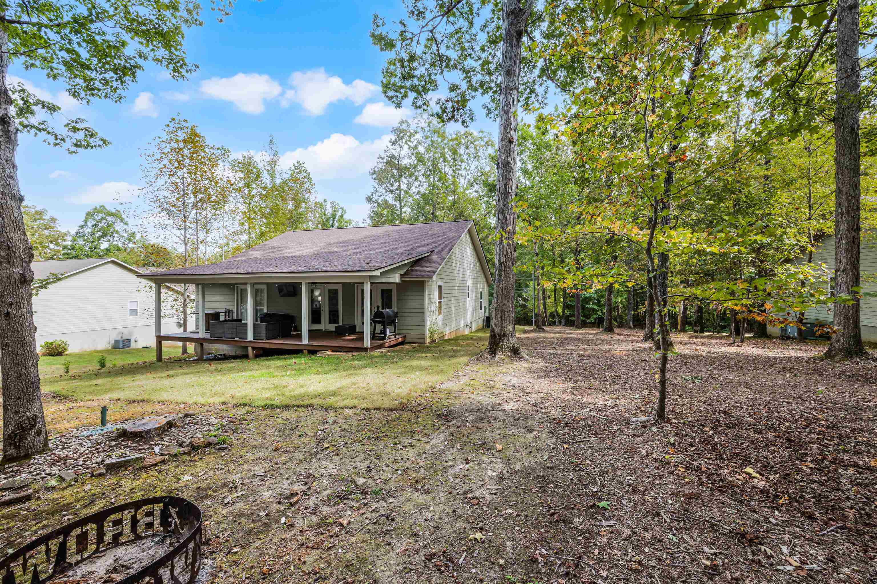100 Masters Ct Property Photo 9