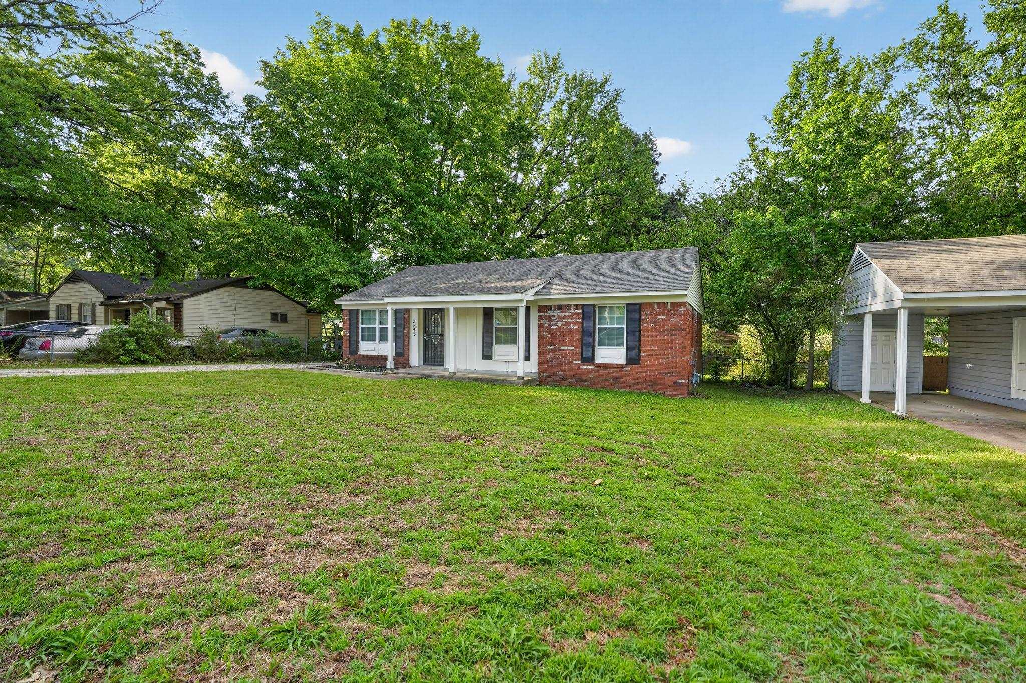 3845 Tessland Rd Property Photo 3