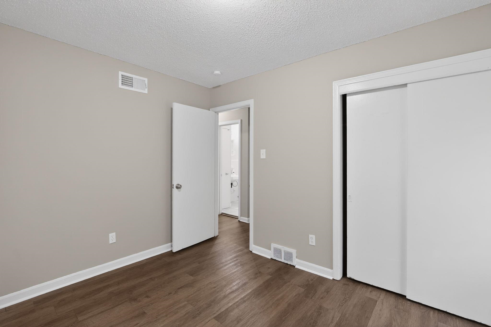 3845 Tessland Rd Property Photo 10