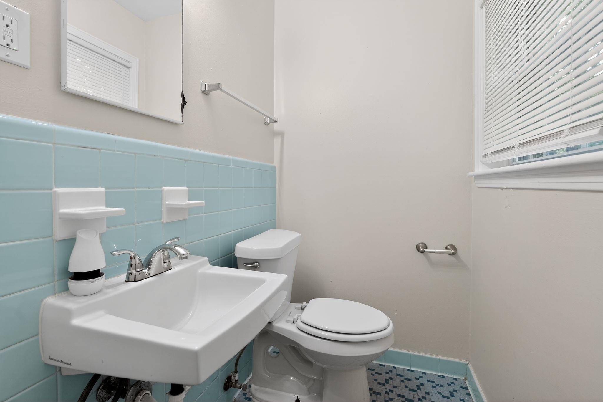3845 Tessland Rd Property Photo 19