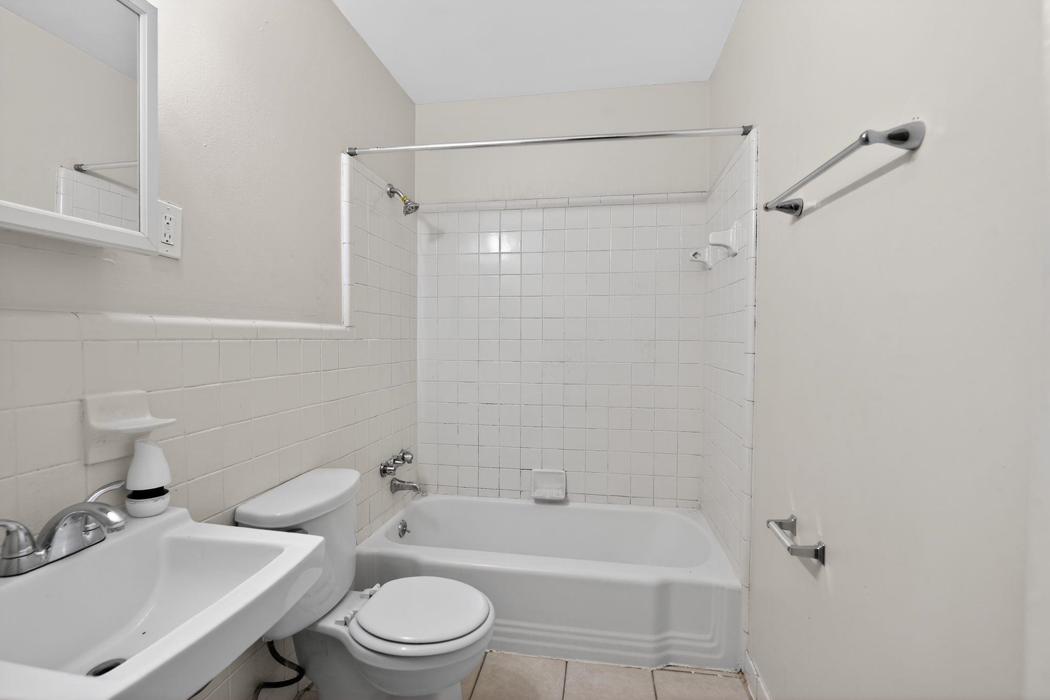 3845 Tessland Rd Property Photo 21