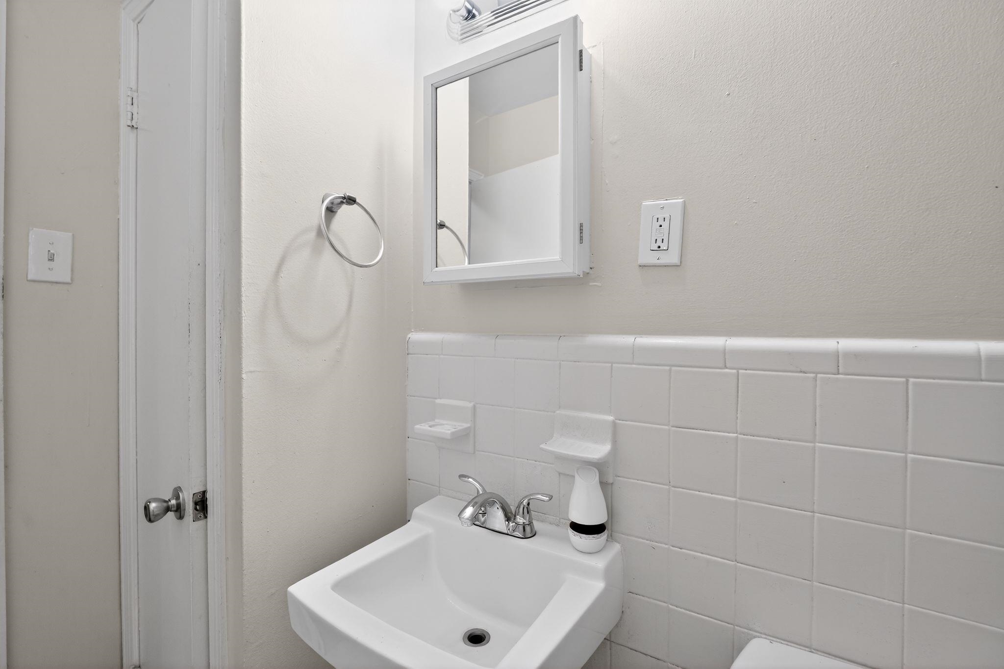 3845 Tessland Rd Property Photo 22