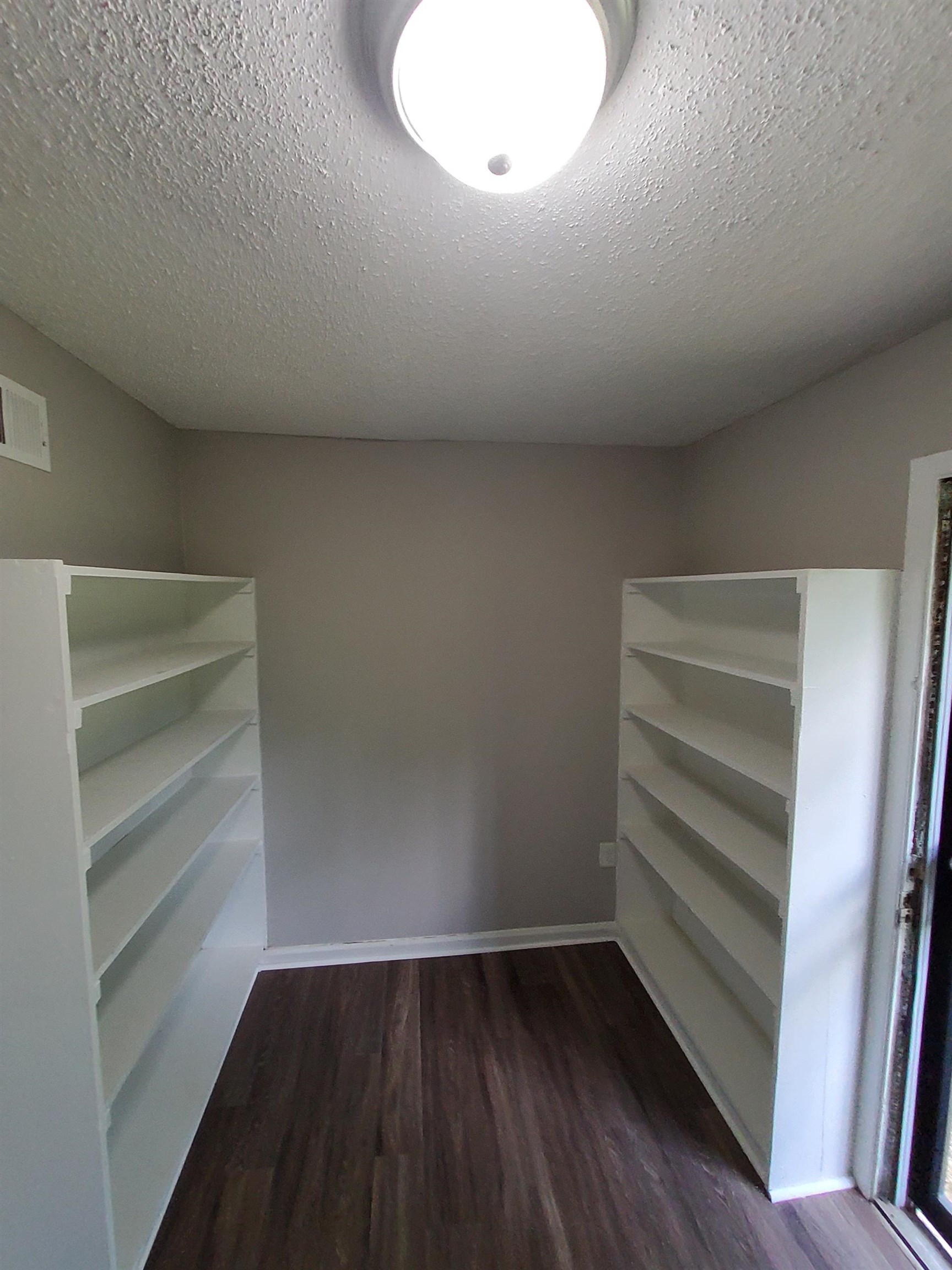 3868 Jasmine Dr Property Photo 5