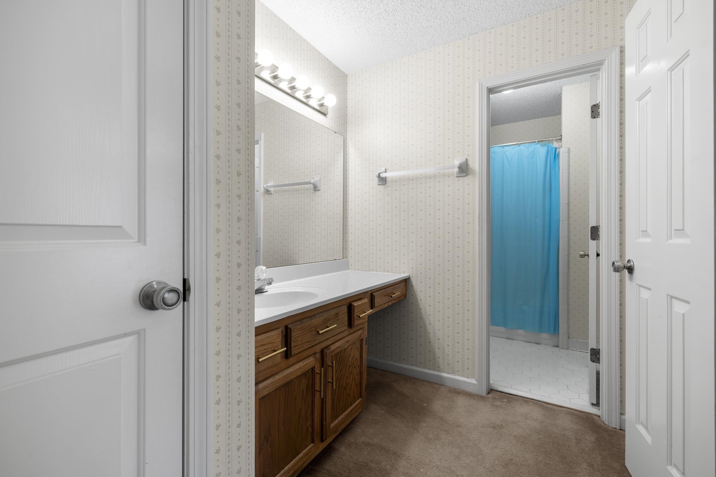 5951 Blakeview Dr Property Photo 23