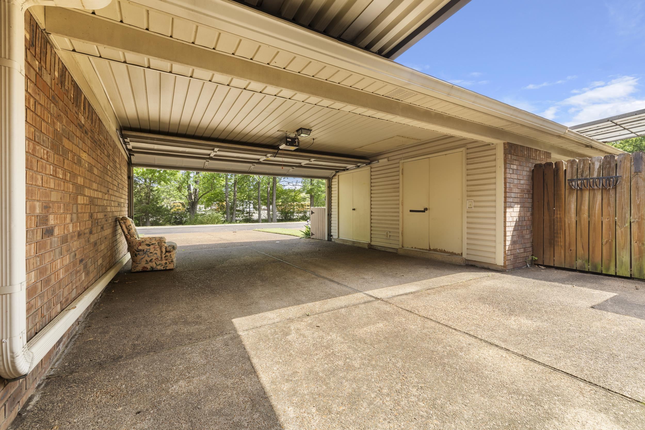 5951 Blakeview Dr Property Photo 25