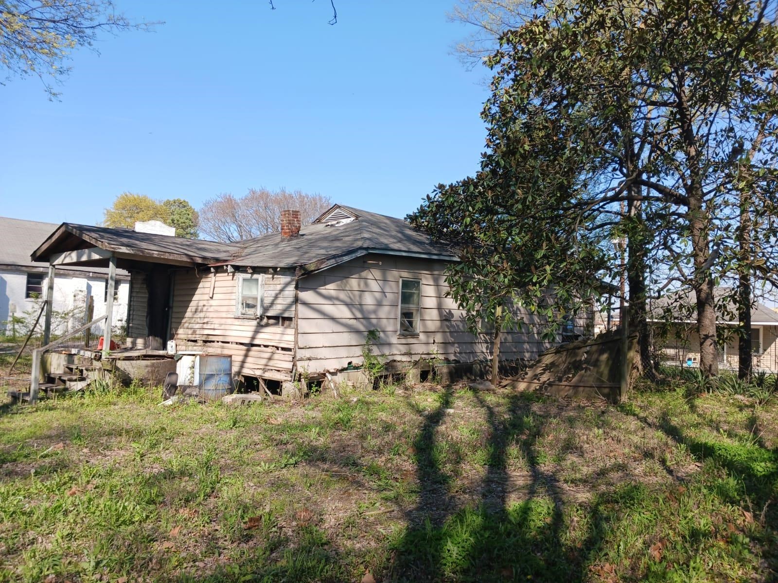 1327 Nicholas St Property Photo 10
