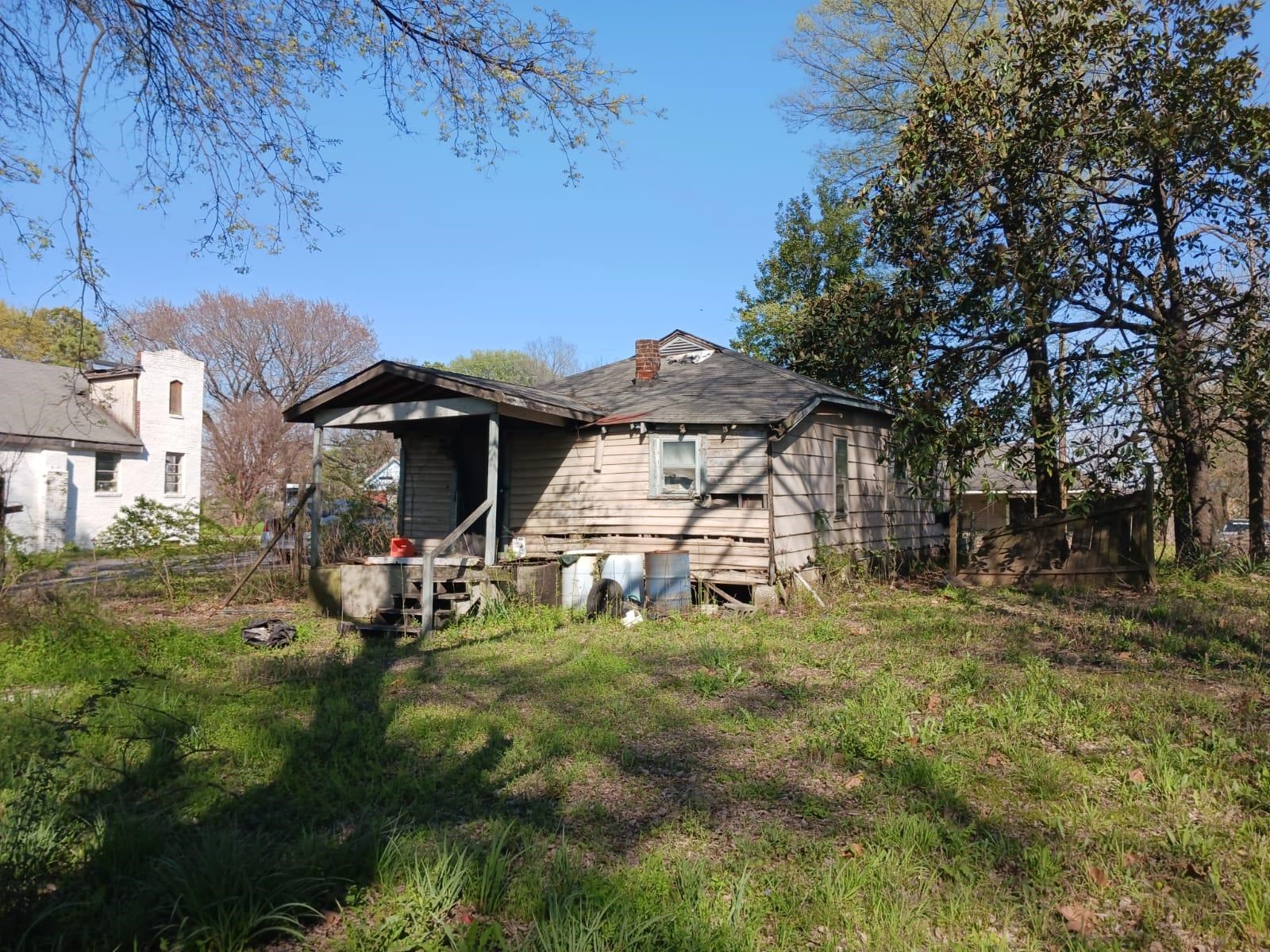 1327 Nicholas St Property Photo 17