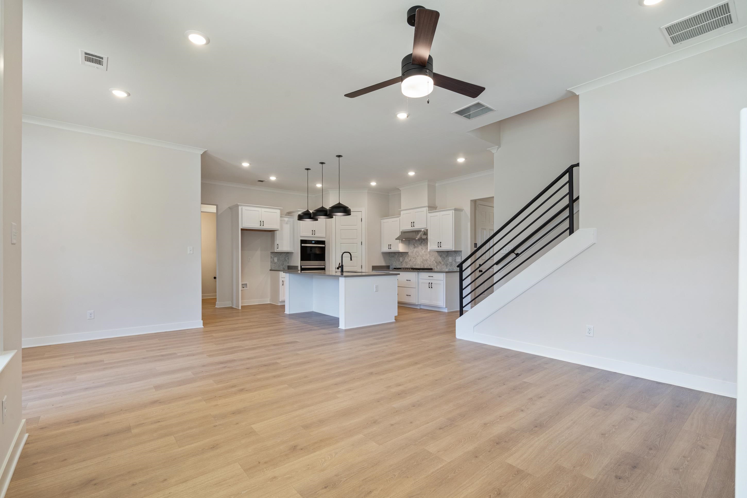 10283 Louanne Dr Property Photo 11