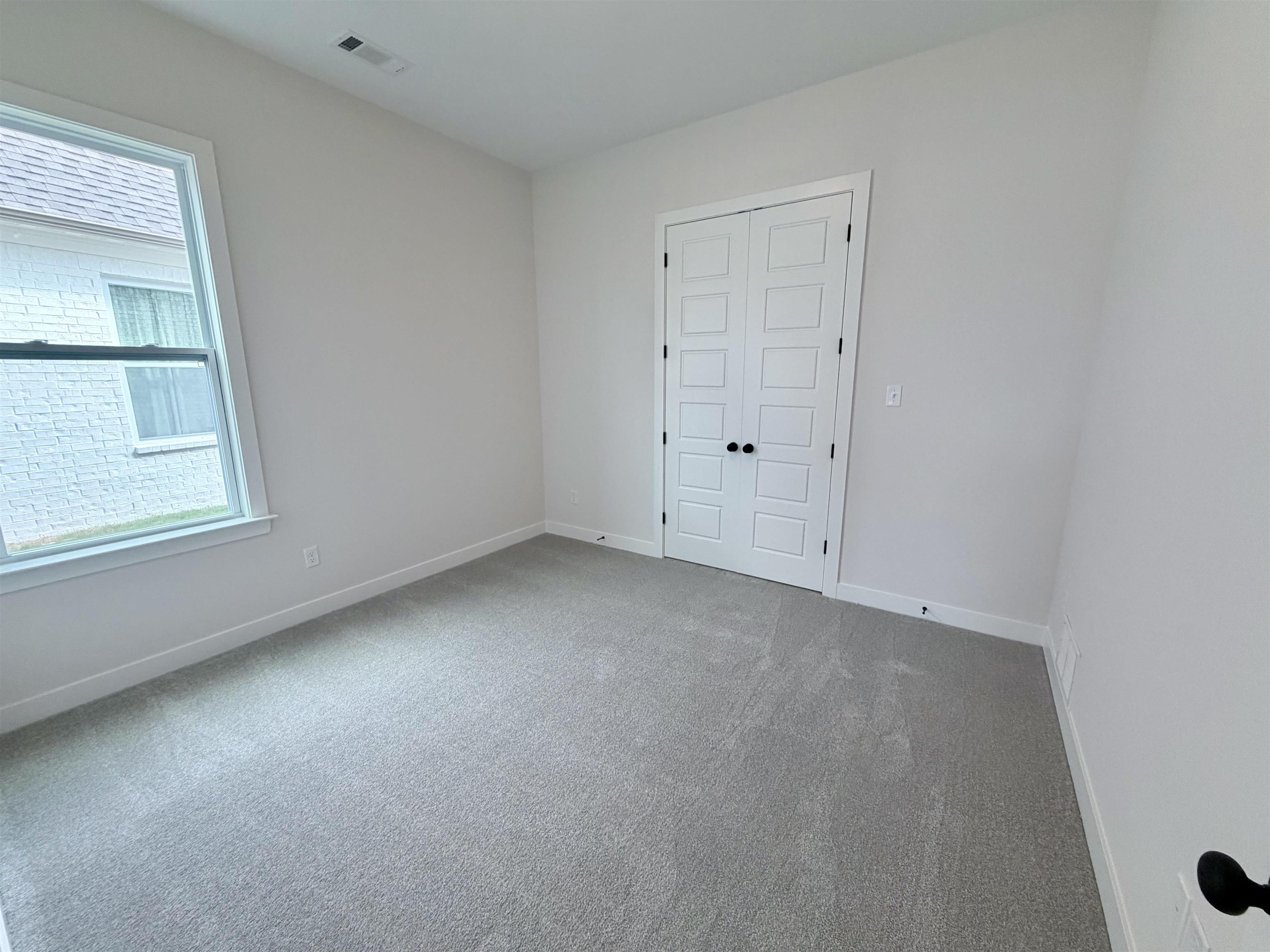 10283 Louanne Dr Property Photo 15