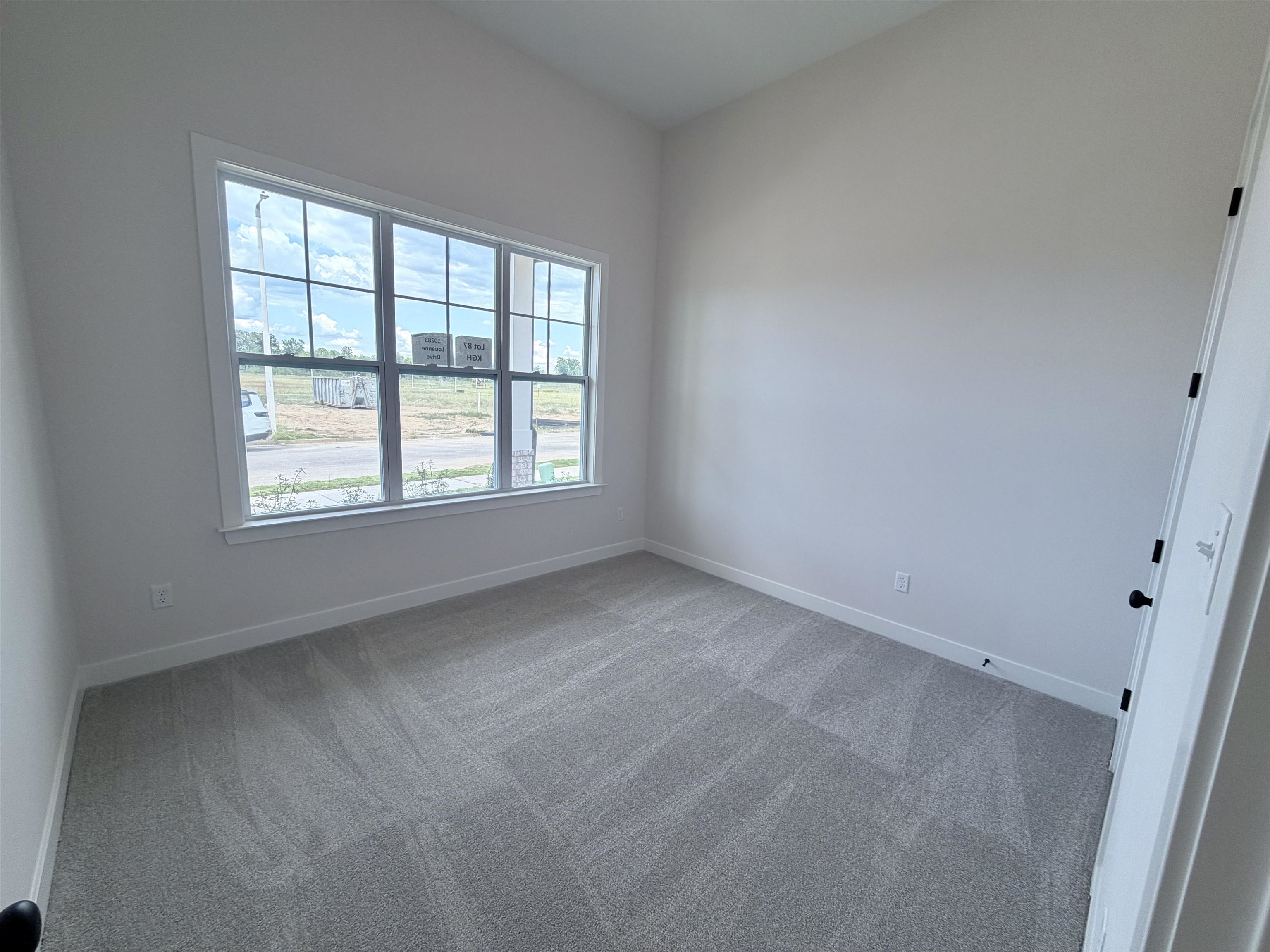 10283 Louanne Dr Property Photo 18