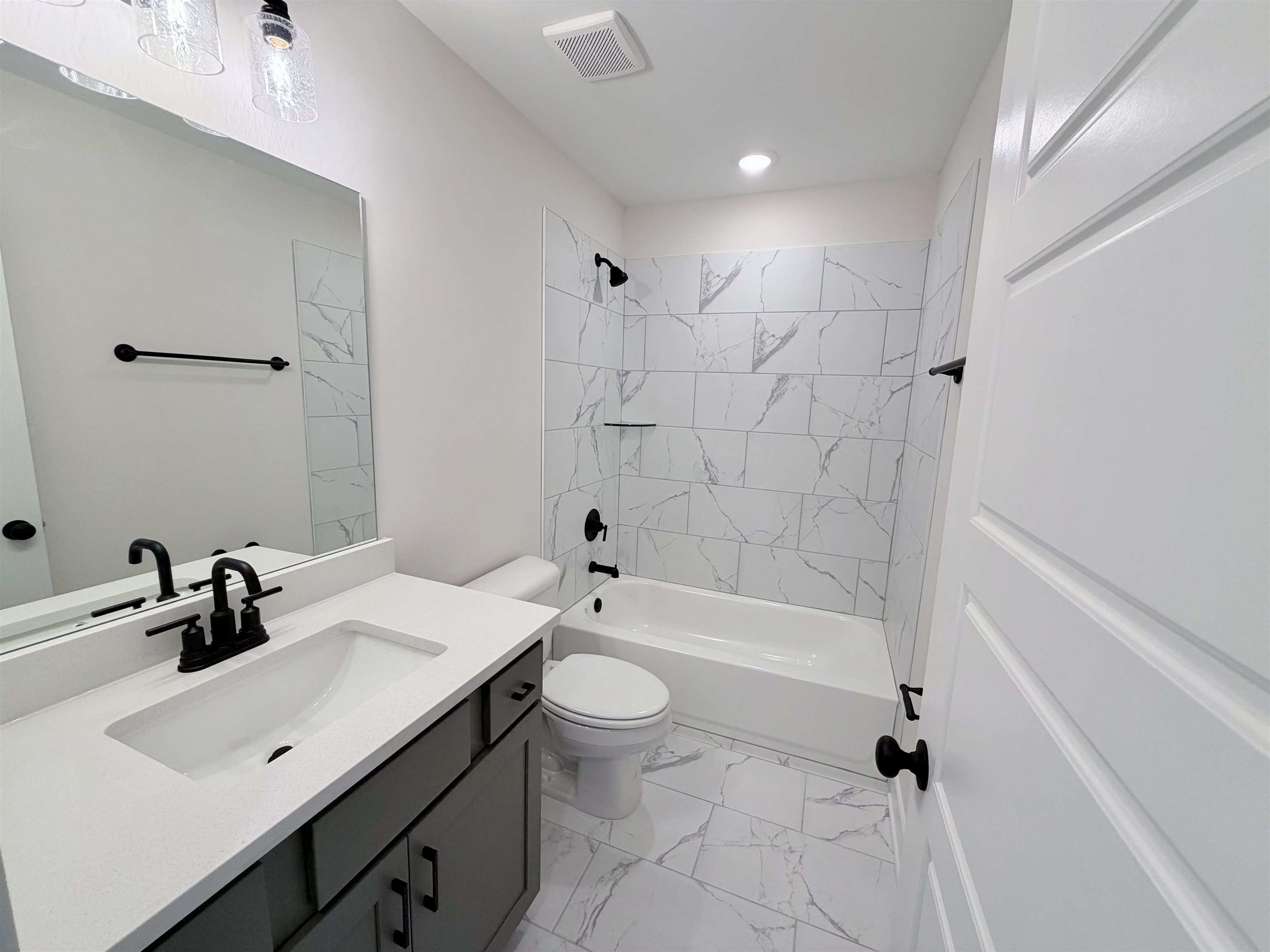 10283 Louanne Dr Property Photo 26
