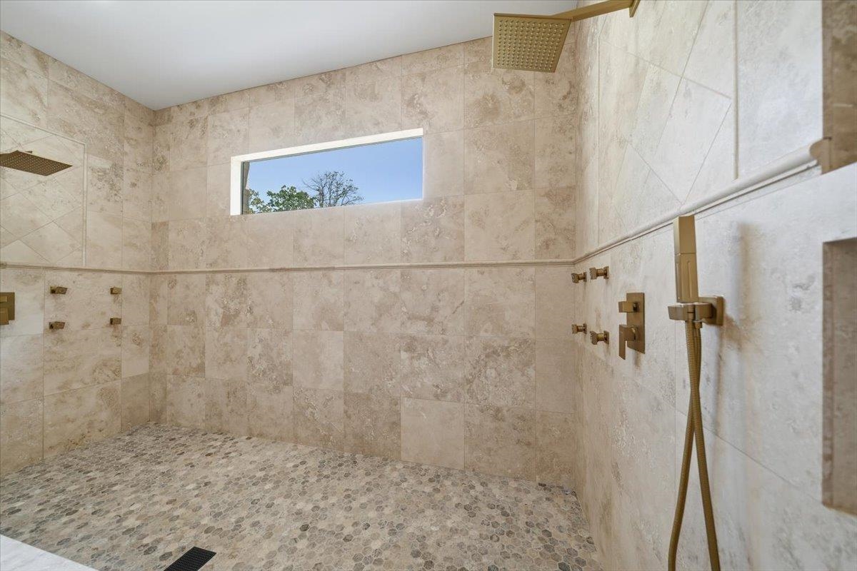 6060 Elmore Rd Property Photo 19
