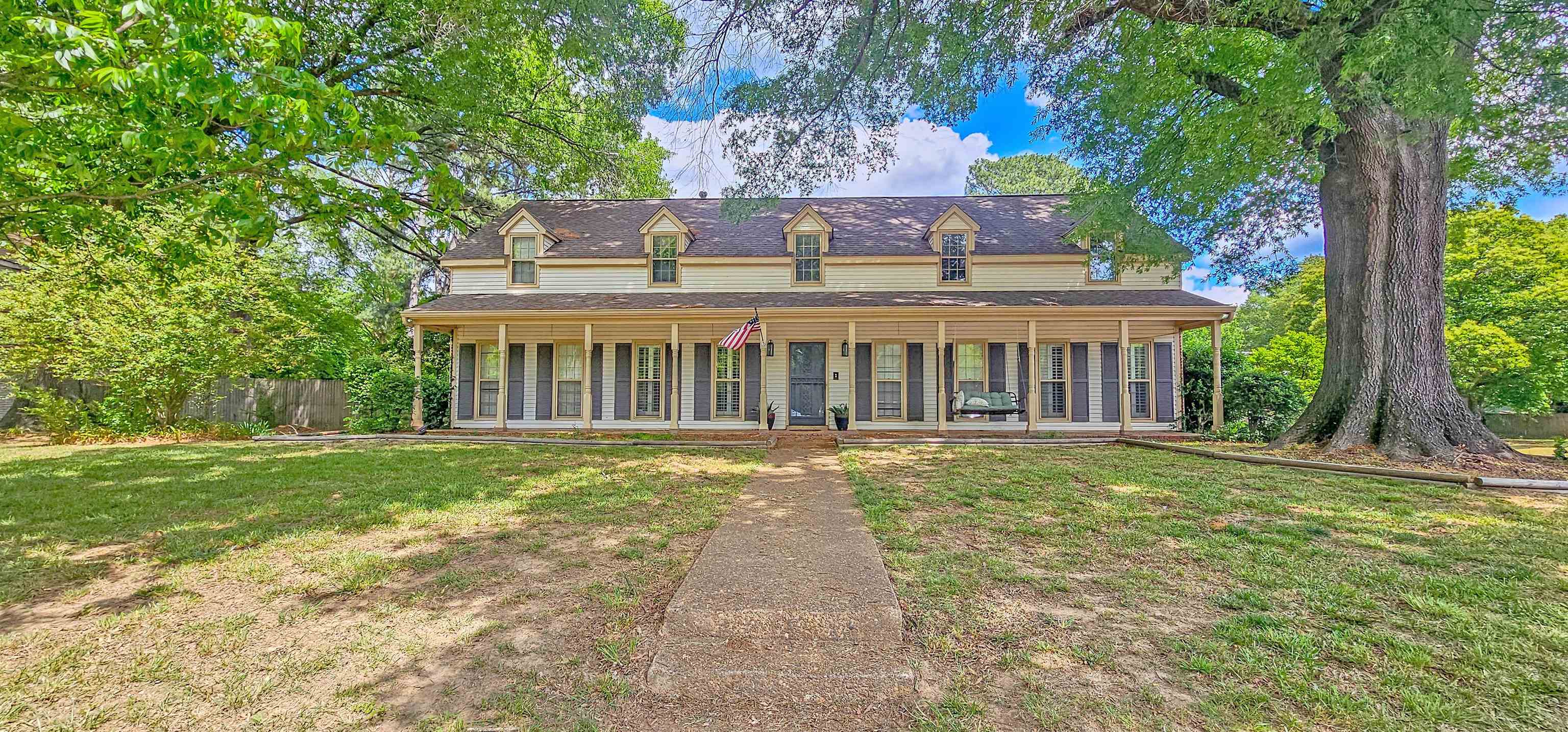 2254 KIRBY PKY Property Photo 1