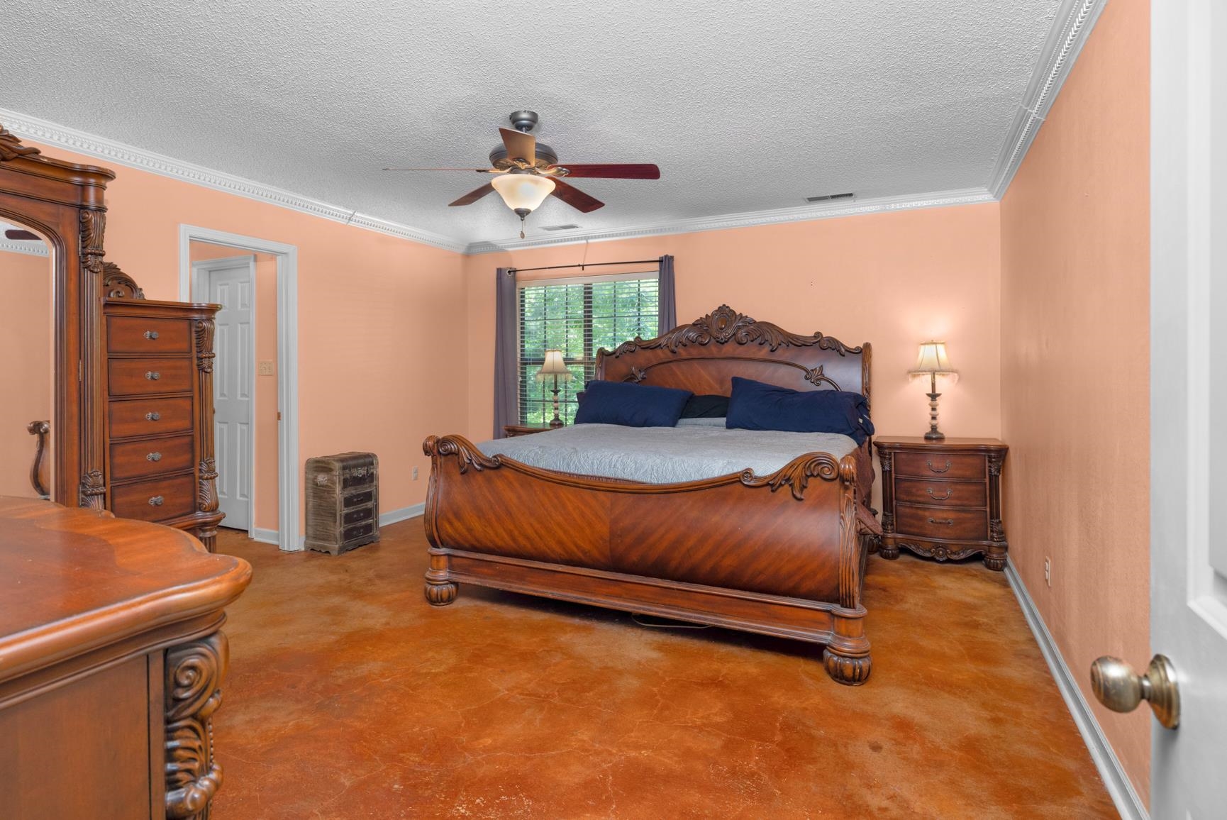 35 Vine Grove Ln Property Photo 25