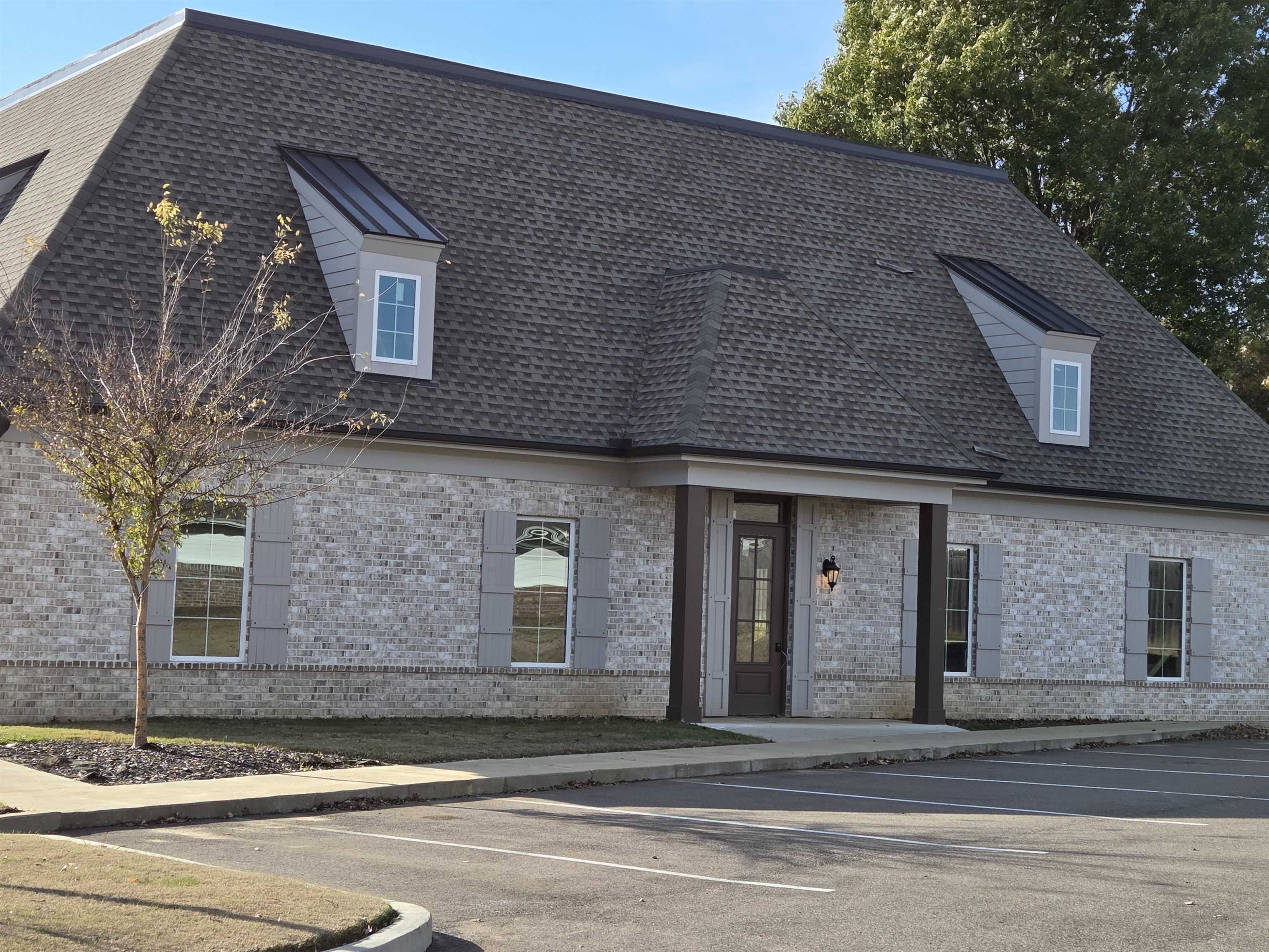 6634 Summer Knoll Cir Property Photo 15