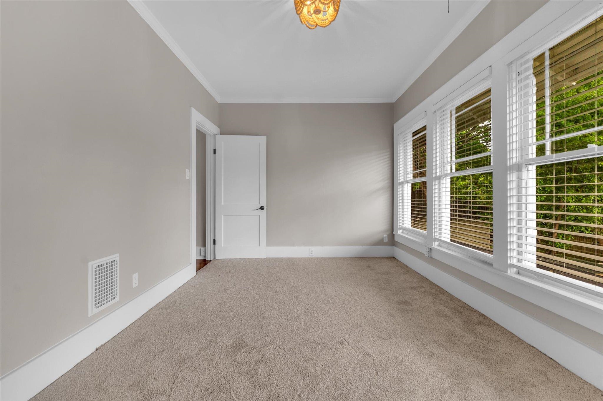 1757 Vinton Ave Property Photo 17