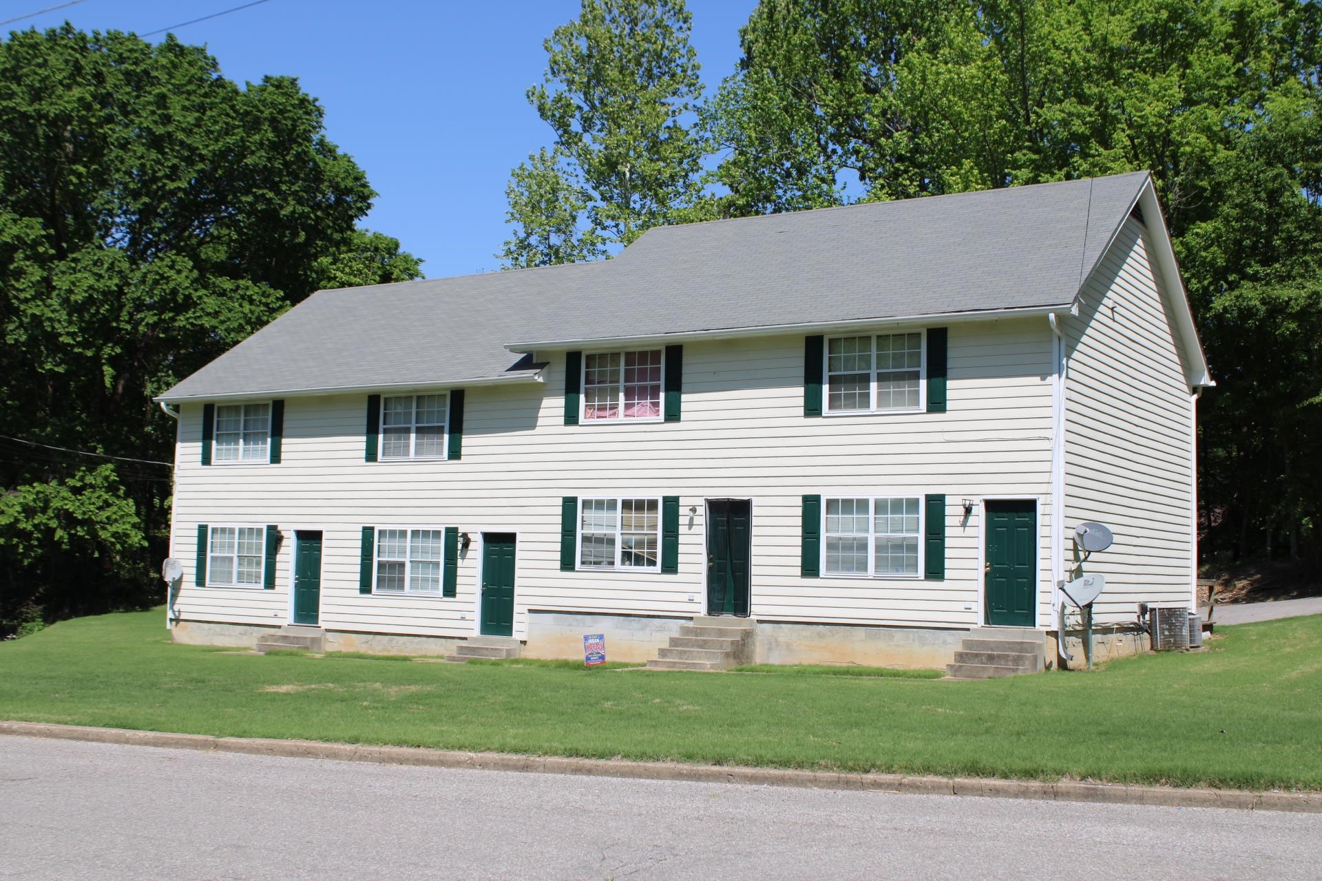 28u Drake St Property Photo 1