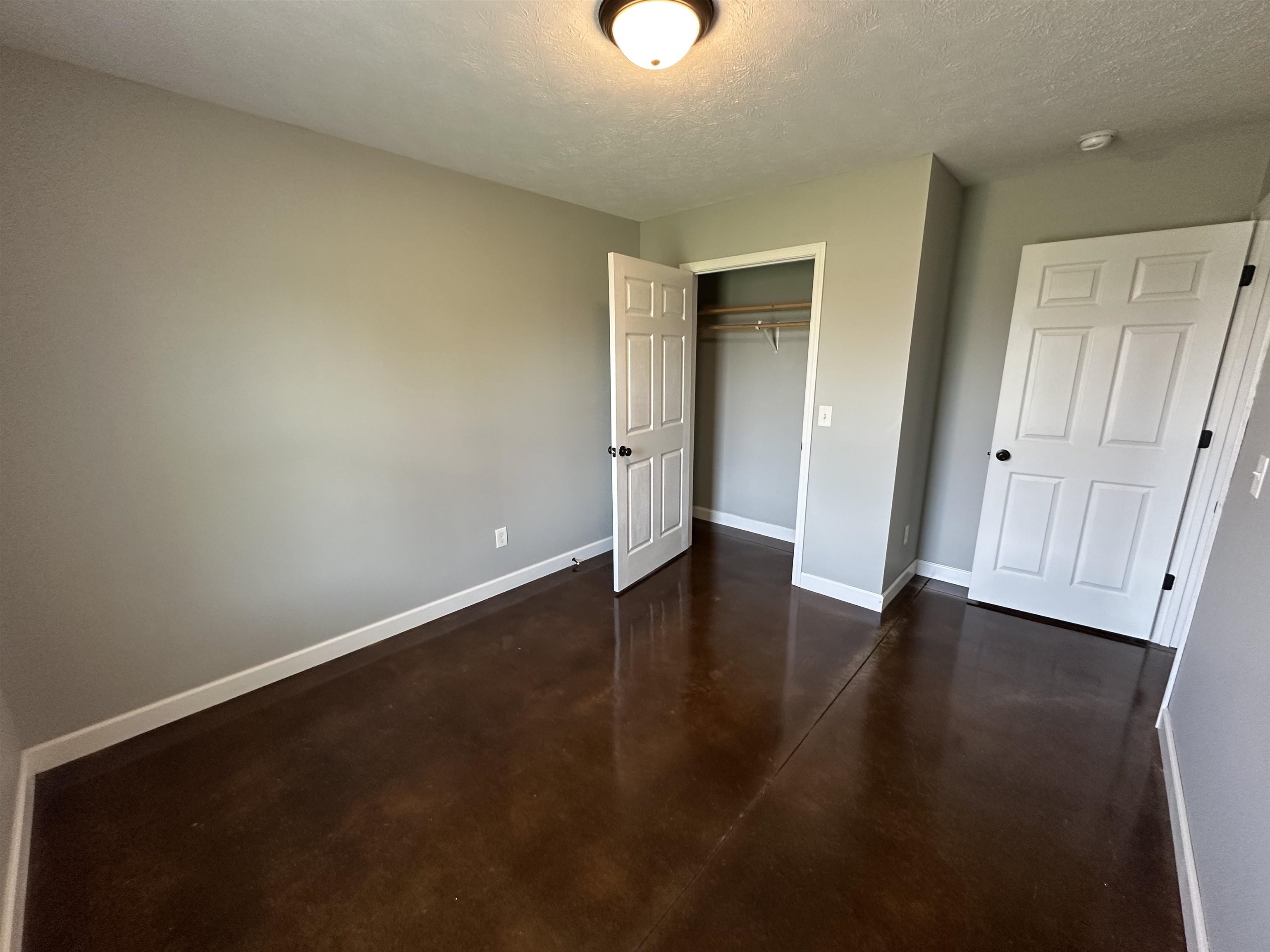 207ab, 209ab Willow Dr 207a, 207b, 209a, 209b Property Photo 14