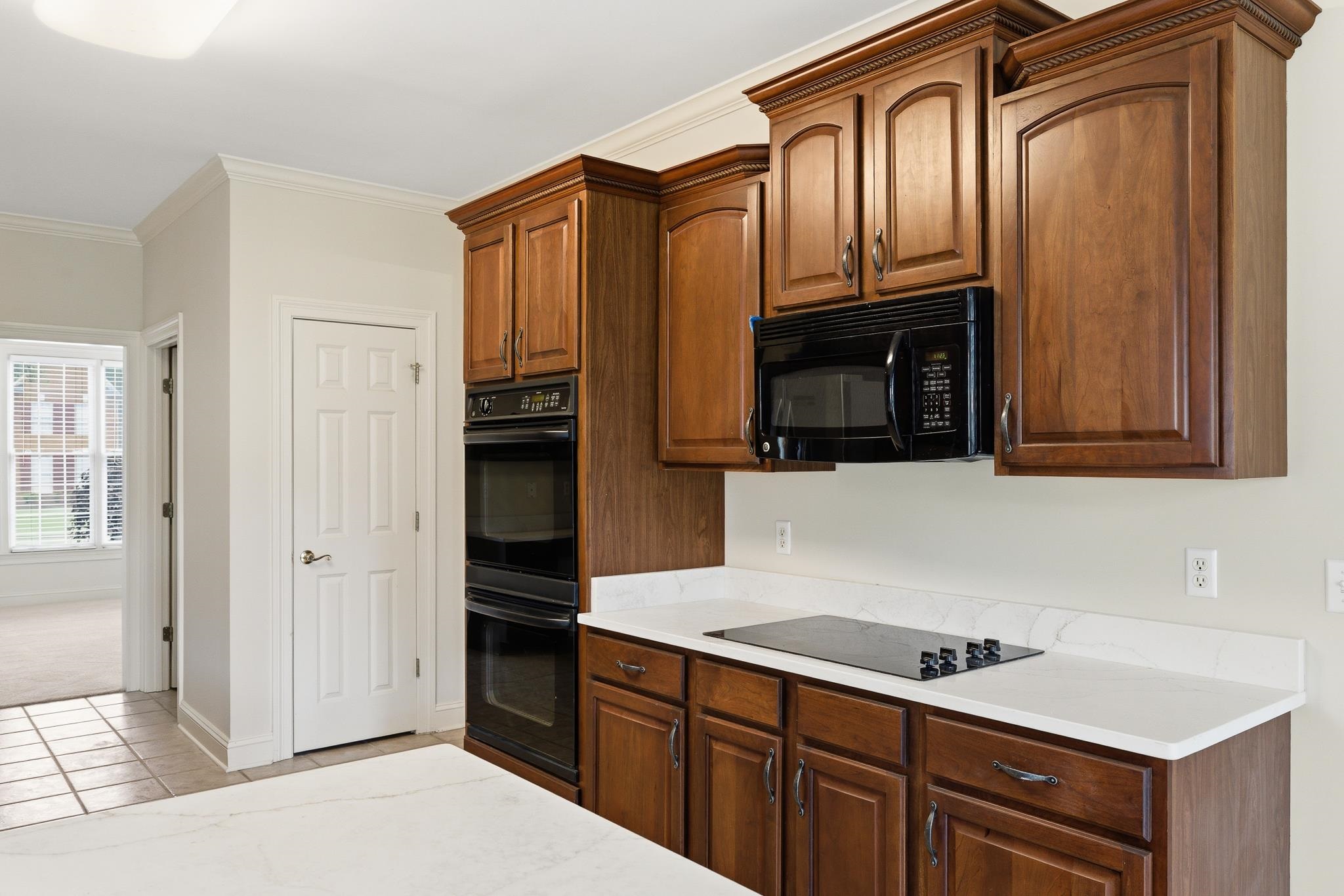 1348 Colbert Cv Property Photo 13