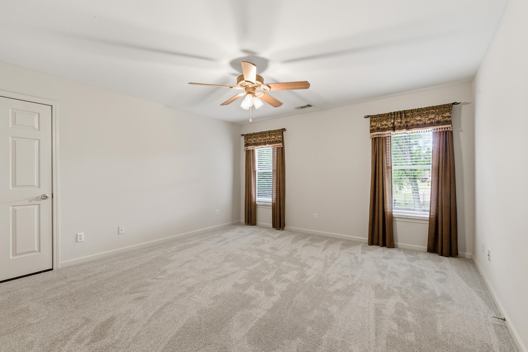 1348 Colbert Cv Property Photo 21