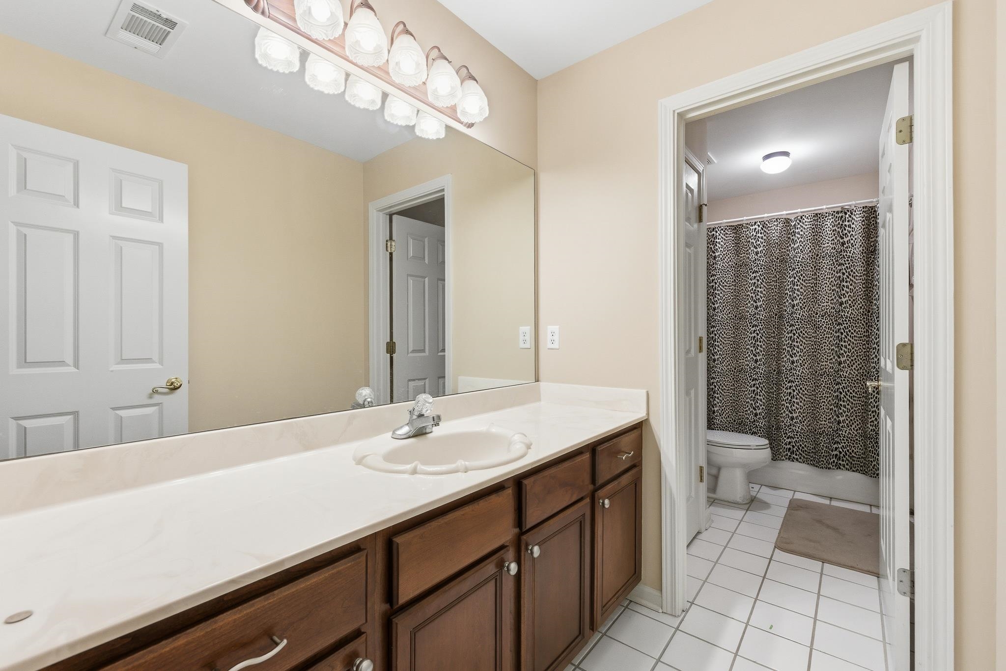 1348 Colbert Cv Property Photo 22