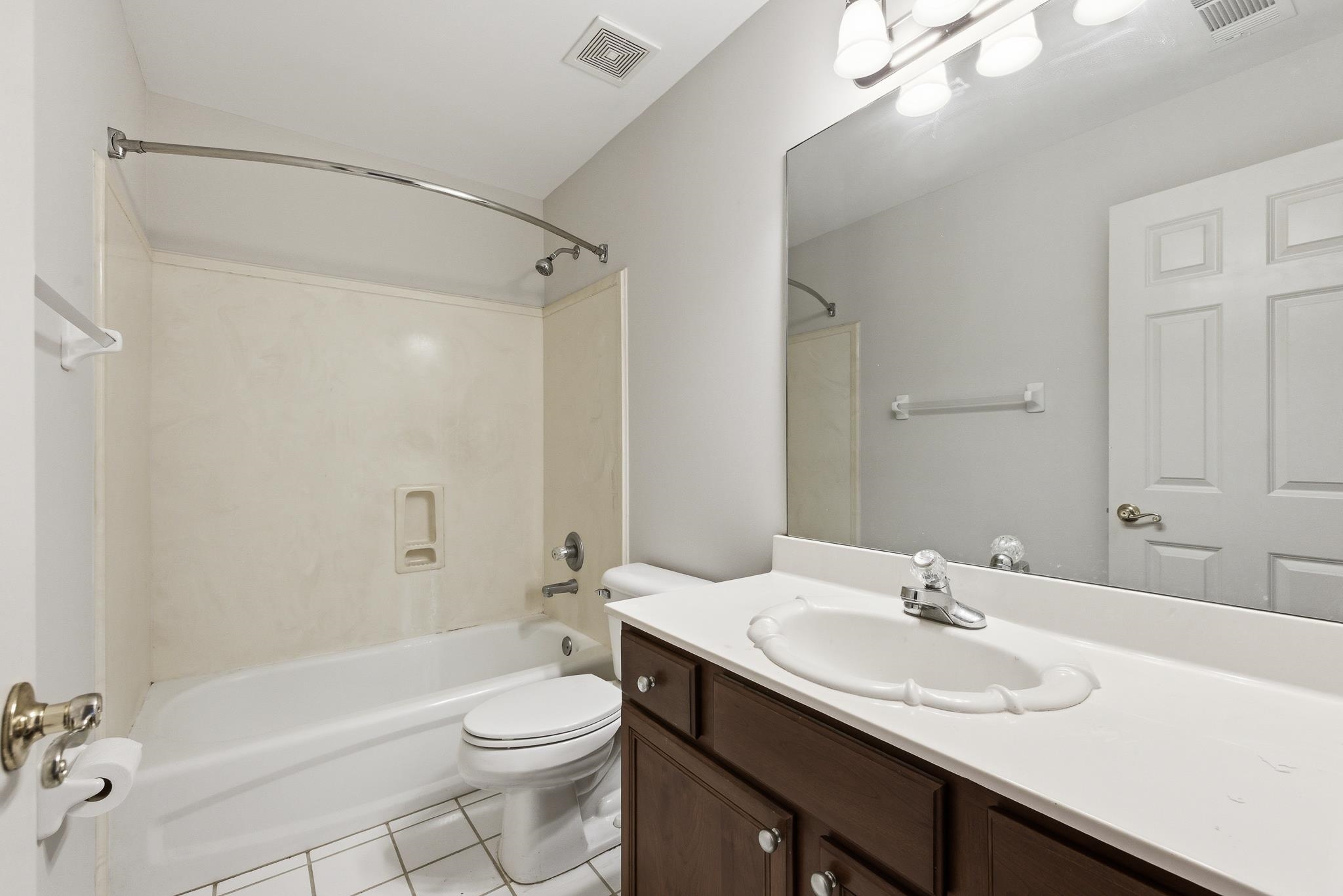 1348 Colbert Cv Property Photo 24