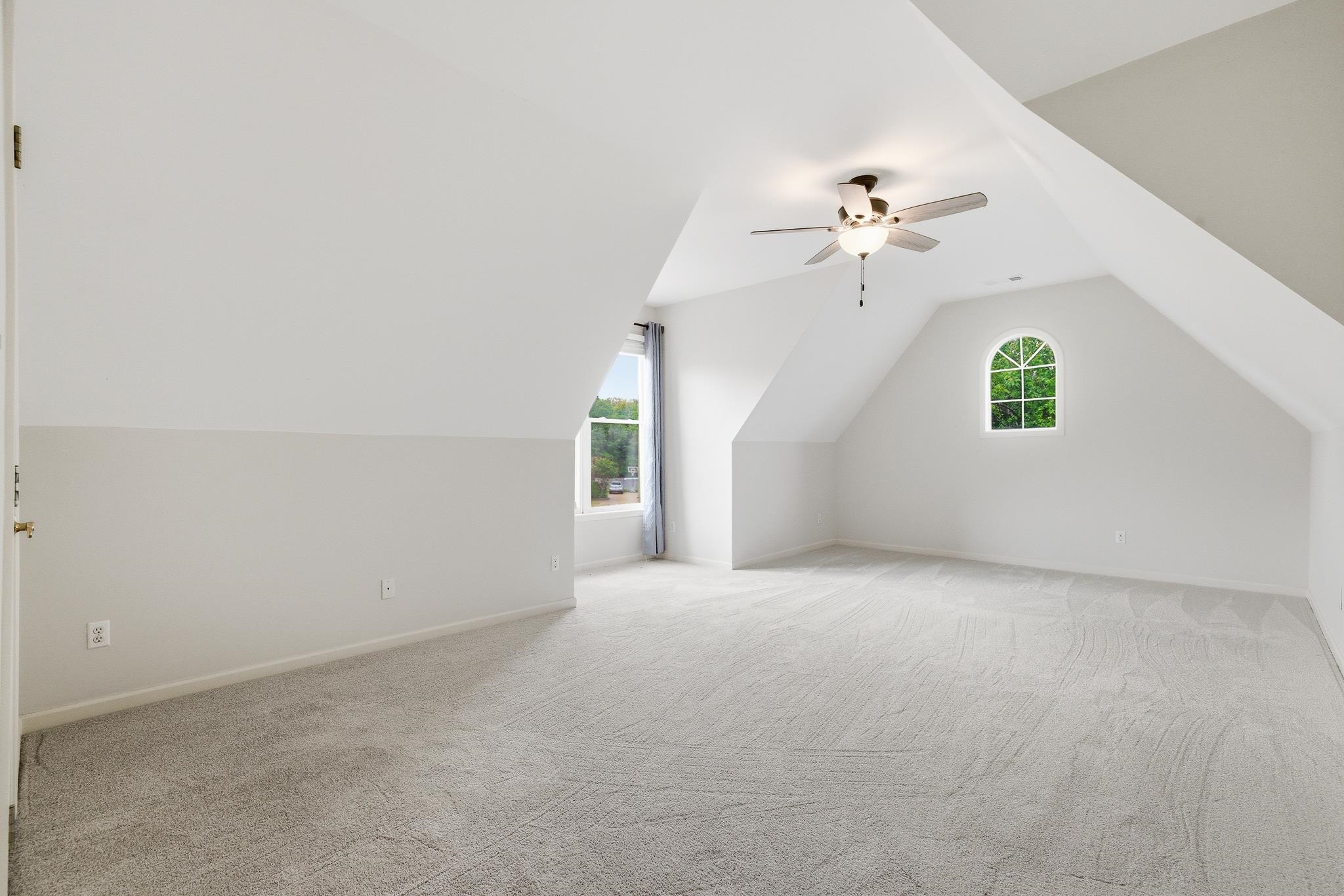 1348 Colbert Cv Property Photo 25