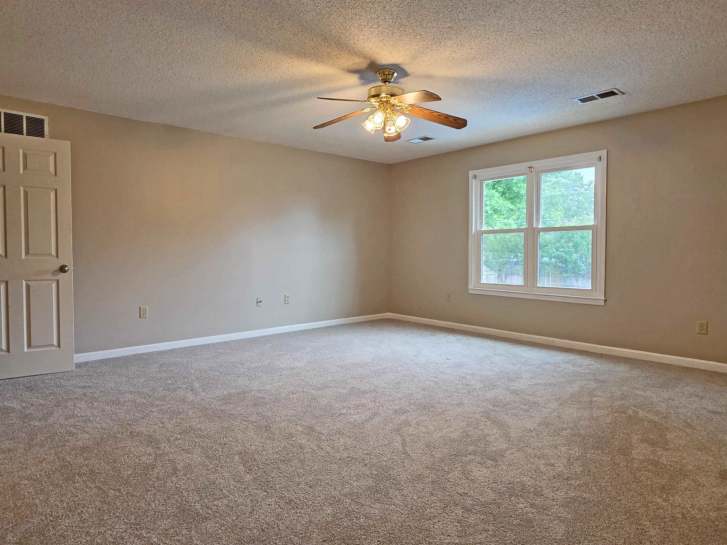 351 Wolf Lair Cv Property Photo 21