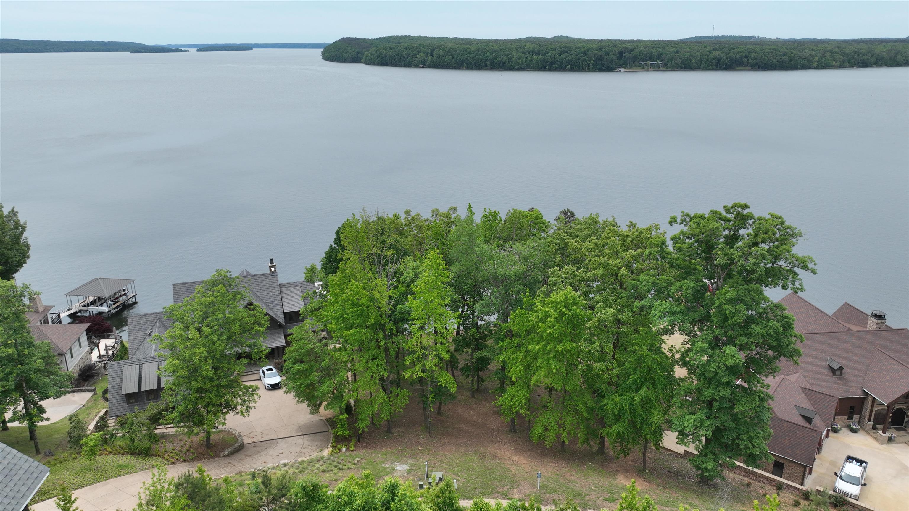 240 Breathtaking Loop Property Photo 5
