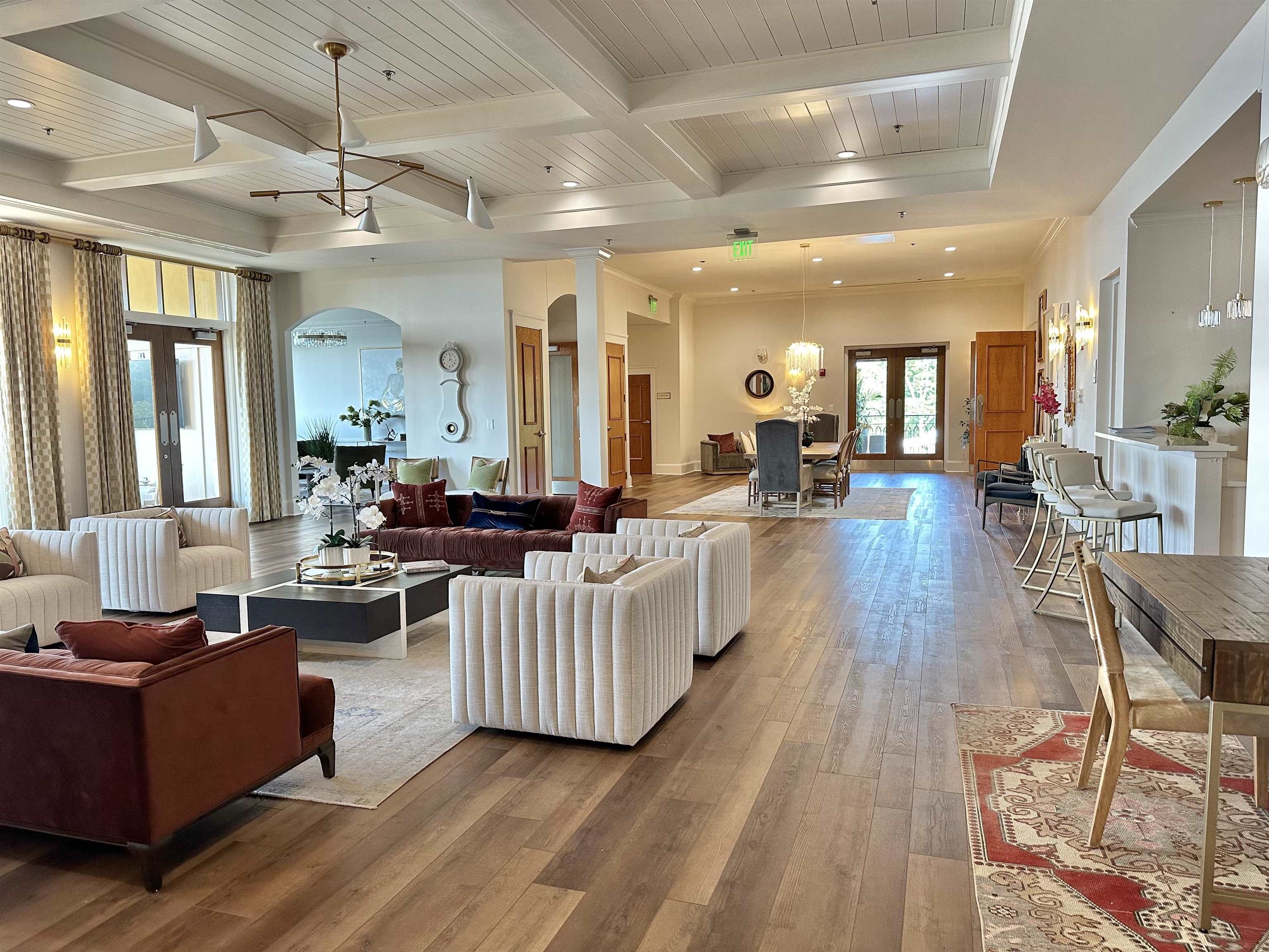 240 Breathtaking Loop Property Photo 18
