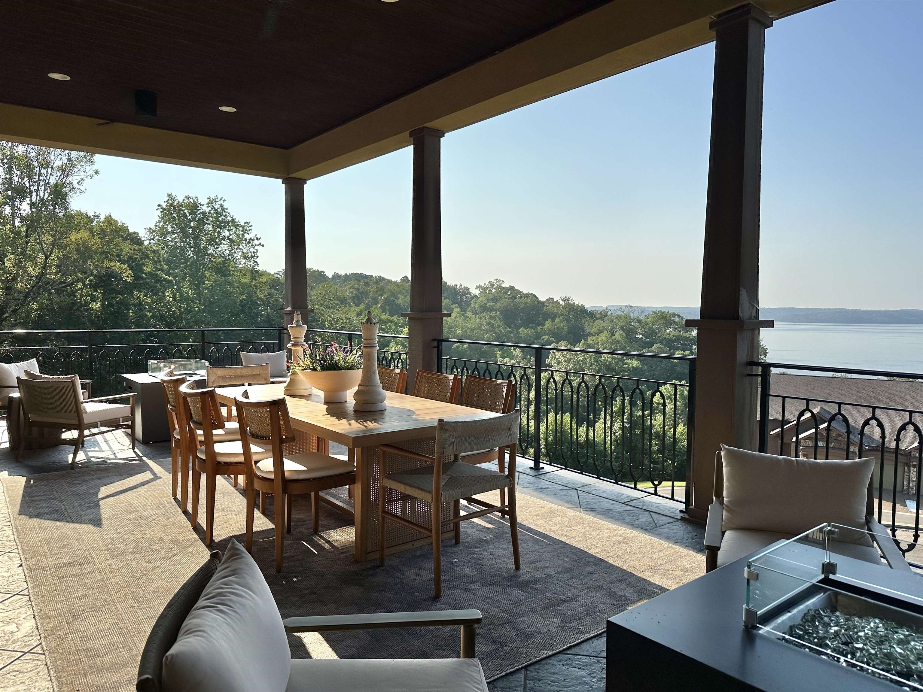 240 Breathtaking Loop Property Photo 23