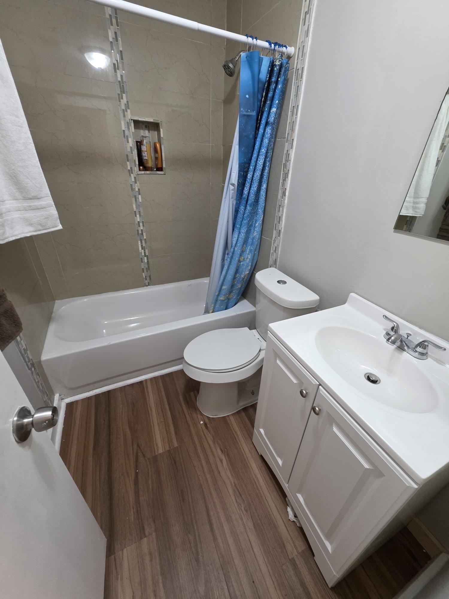 1319 Nicholas St Property Photo 13