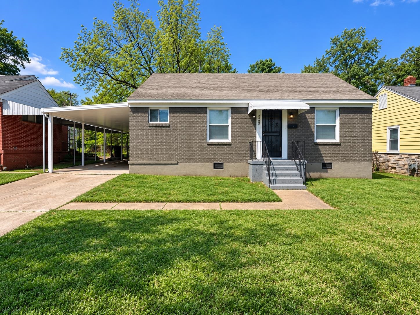 2282 Devoy Ave Property Photo 1