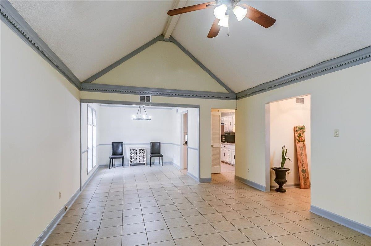7157 Lamesa Ln Property Photo 7